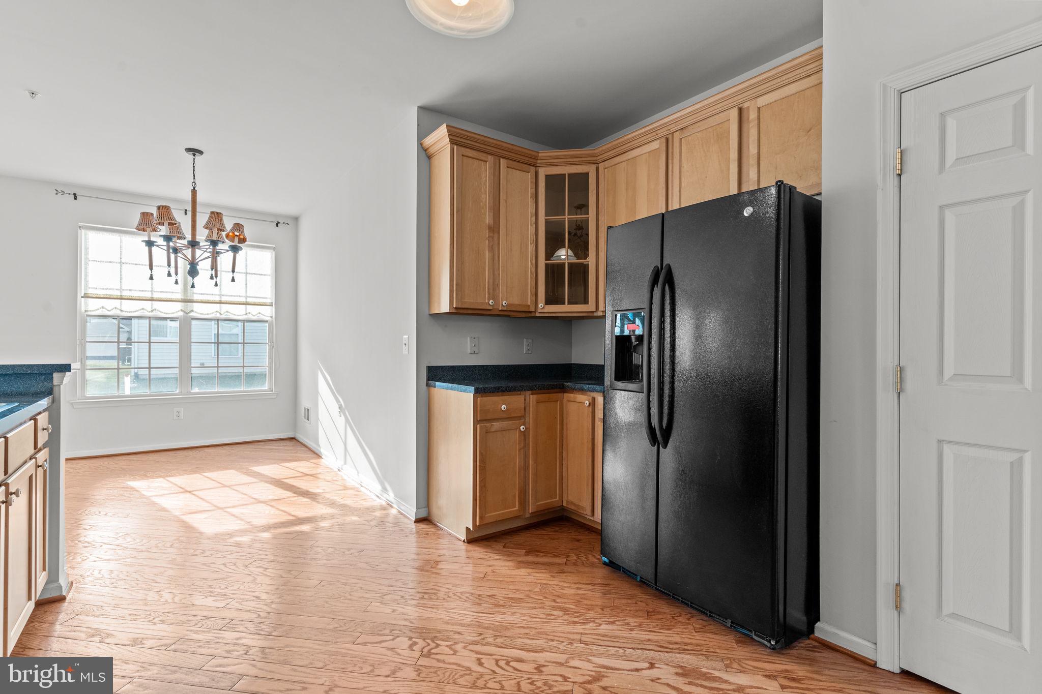 HERITAGE CR ESTS - Residential