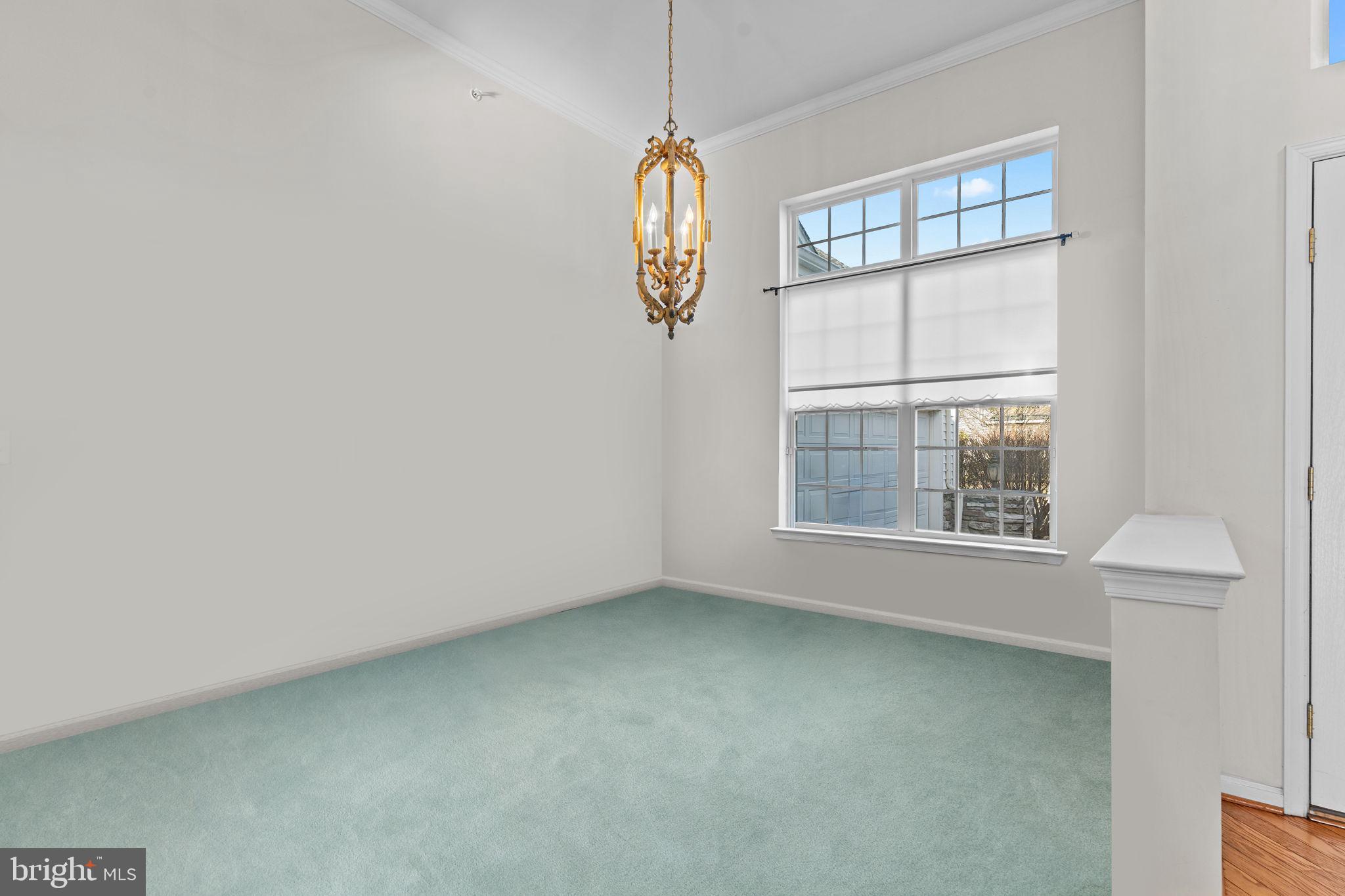 HERITAGE CR ESTS - Residential