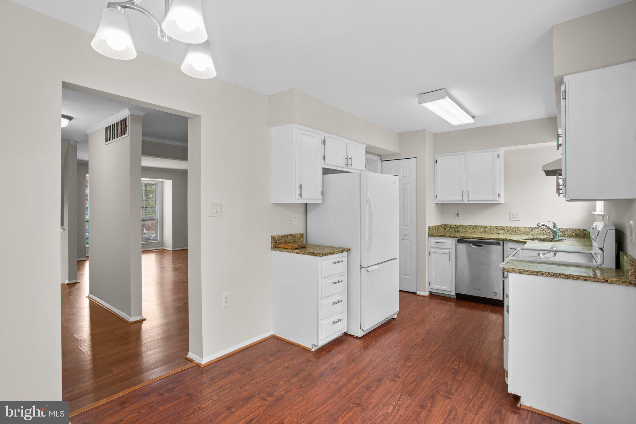 WOODLAND PARK - Residential Lease