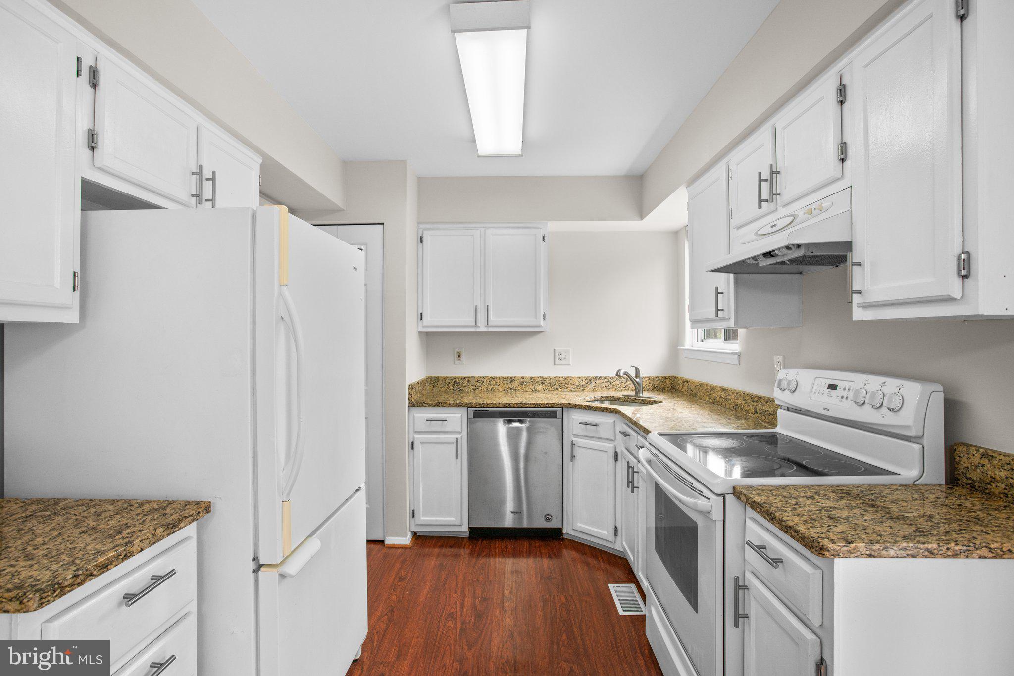 WOODLAND PARK - Residential Lease