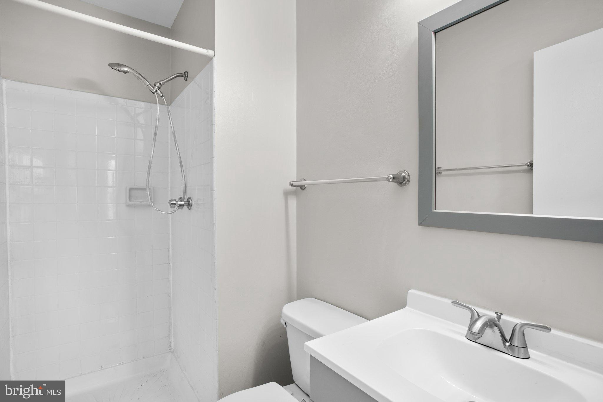 WOODLAND PARK - Residential Lease