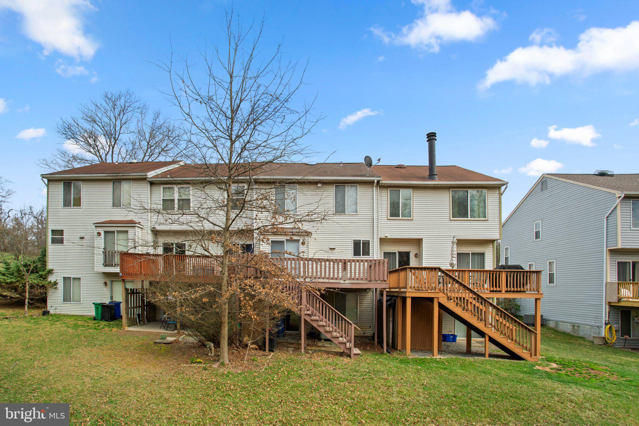 WOODLAND PARK - Residential Lease