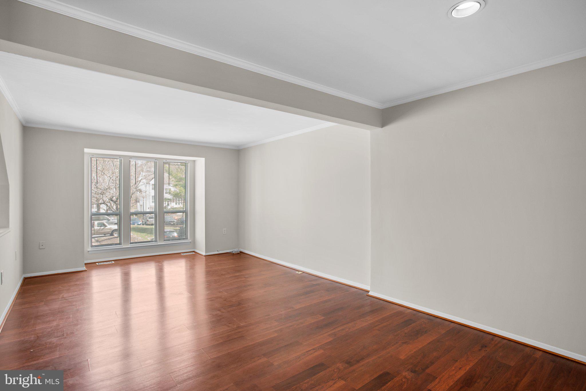 WOODLAND PARK - Residential Lease