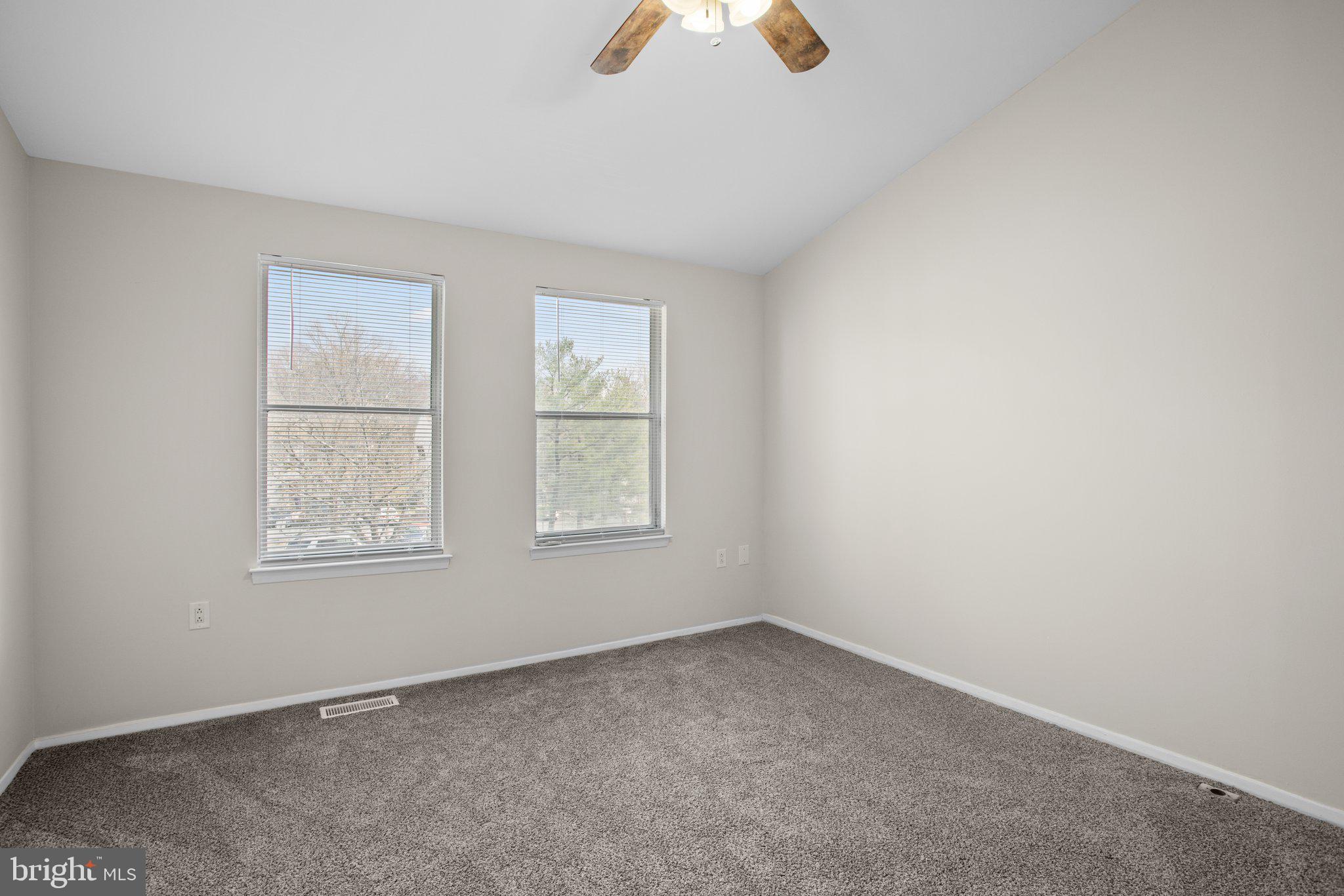 WOODLAND PARK - Residential Lease