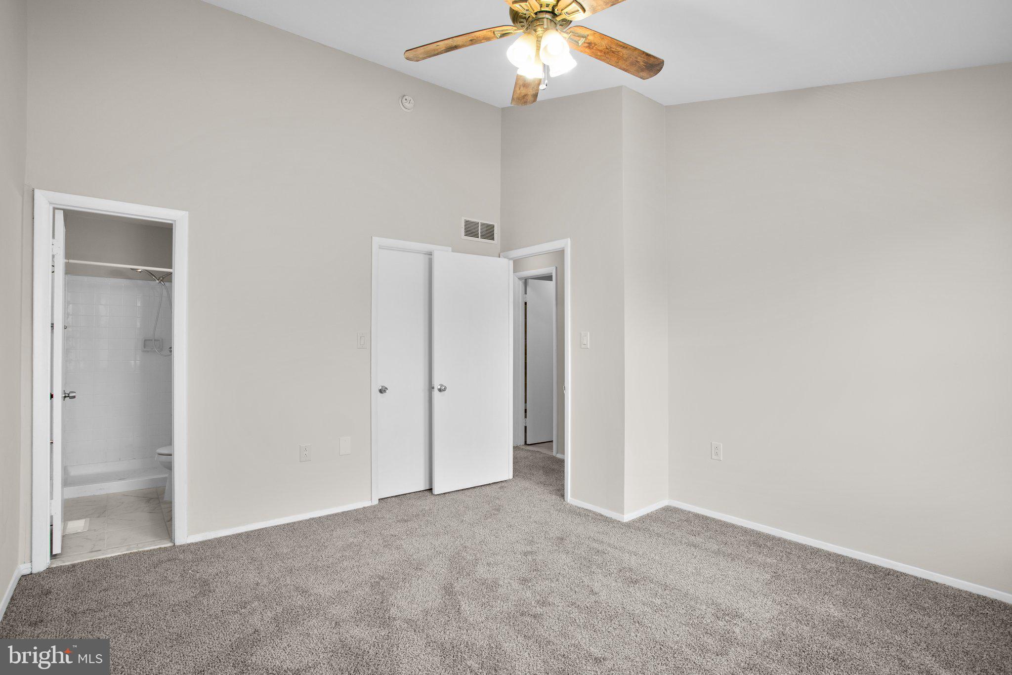 WOODLAND PARK - Residential Lease