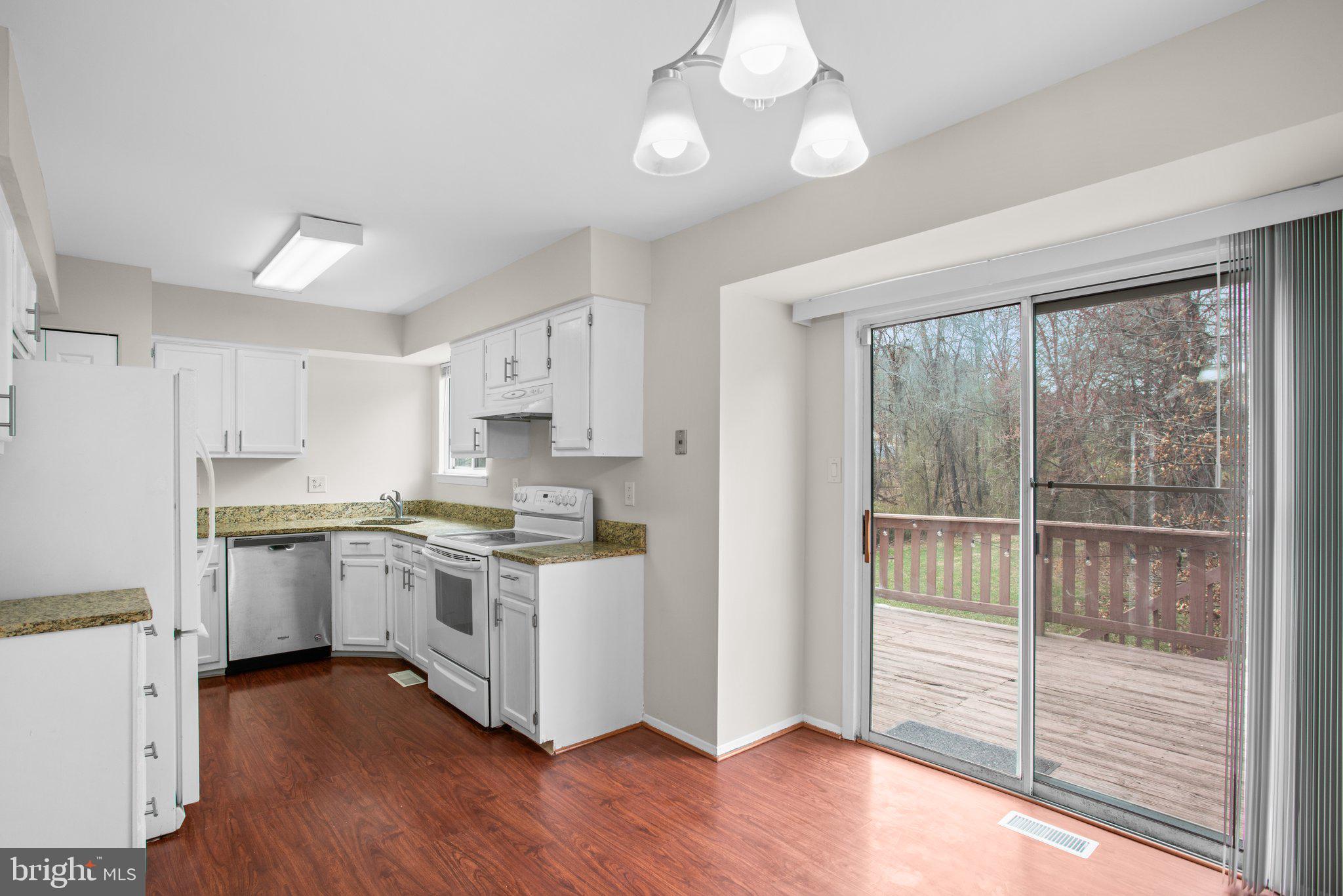 WOODLAND PARK - Residential Lease