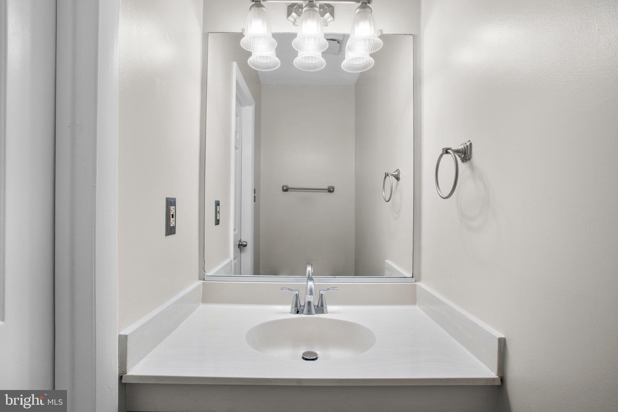 WOODLAND PARK - Residential Lease