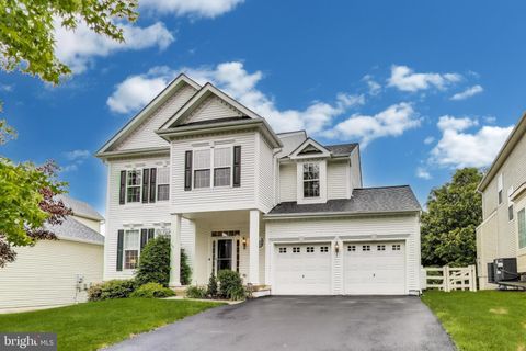 35551 SARASOTA STREET ROUND HILL VA 20141