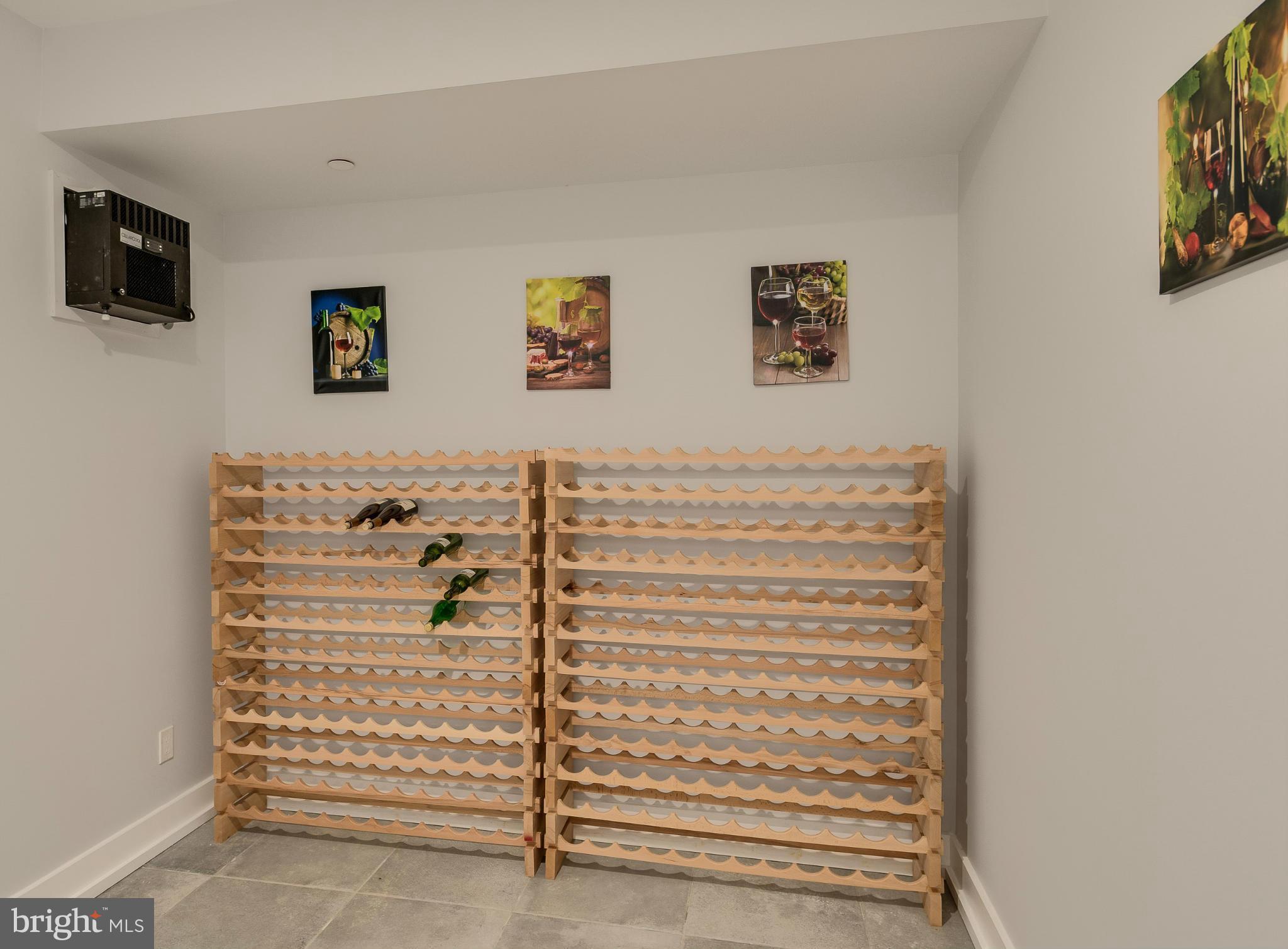 FERNWOOD - Residential Lease