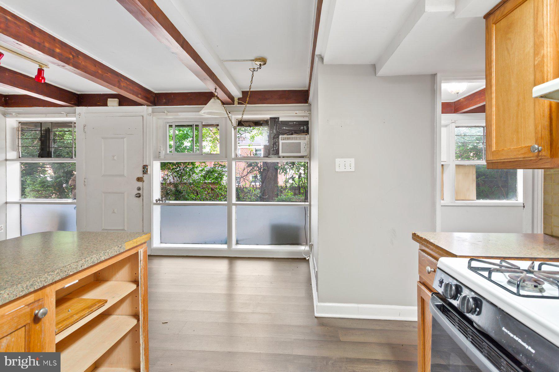 RIGGS HILL - Residential