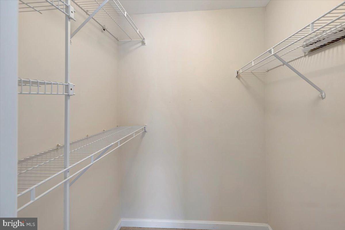 SILVERBROOK WOOD - Residential