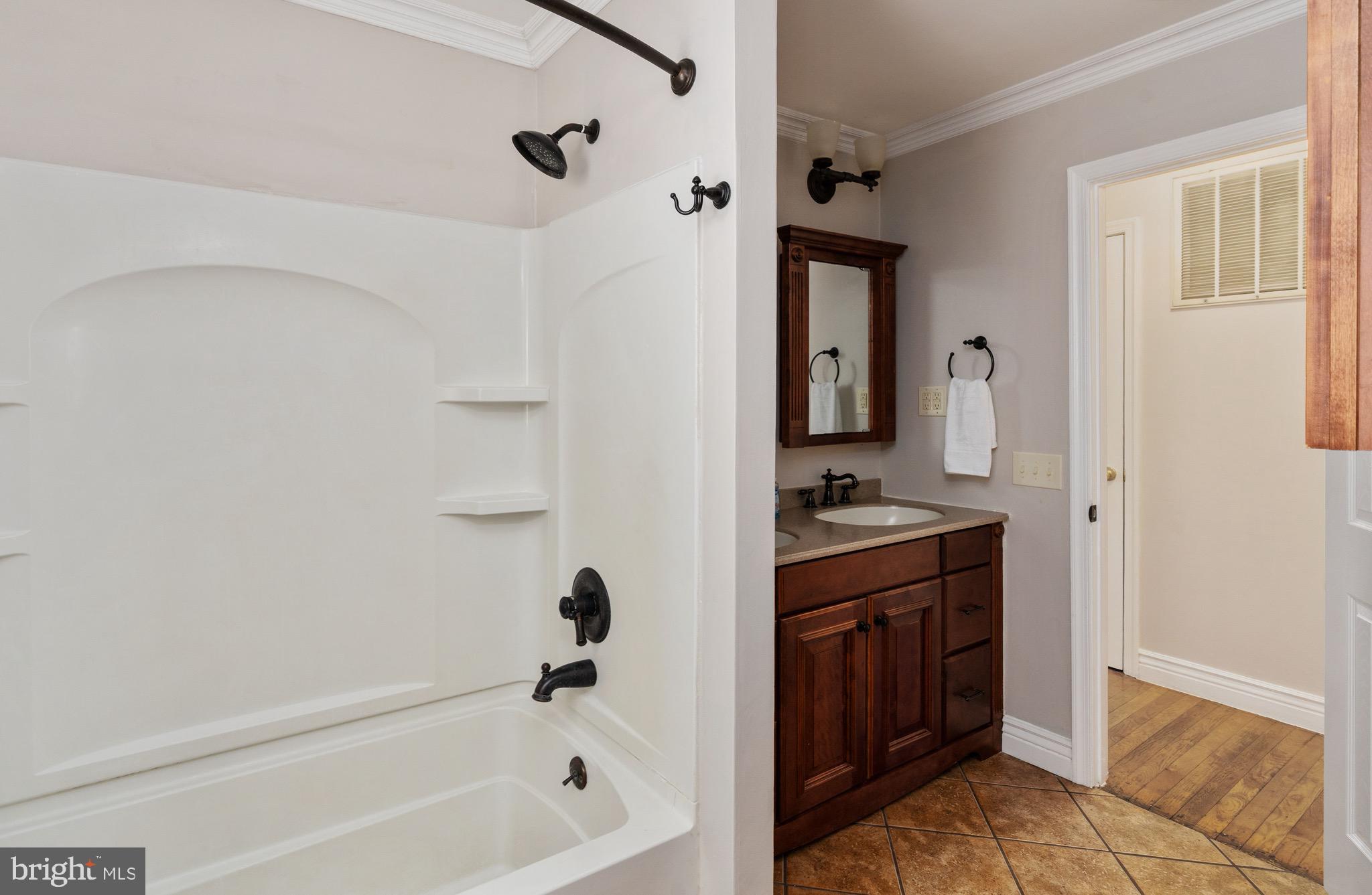 DUCLOS - Residential