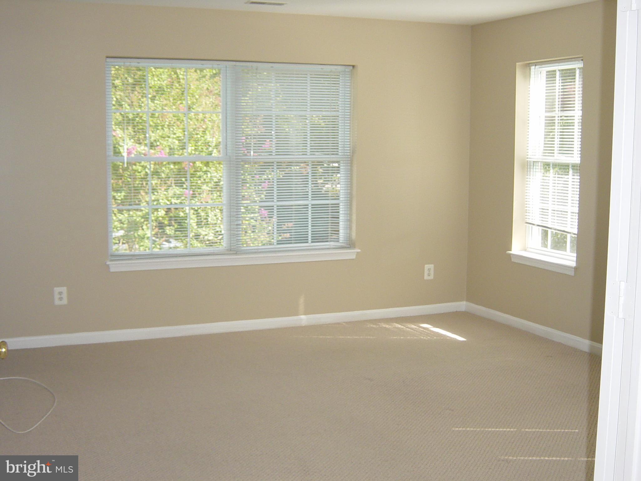 STRAFFAN - Residential Lease