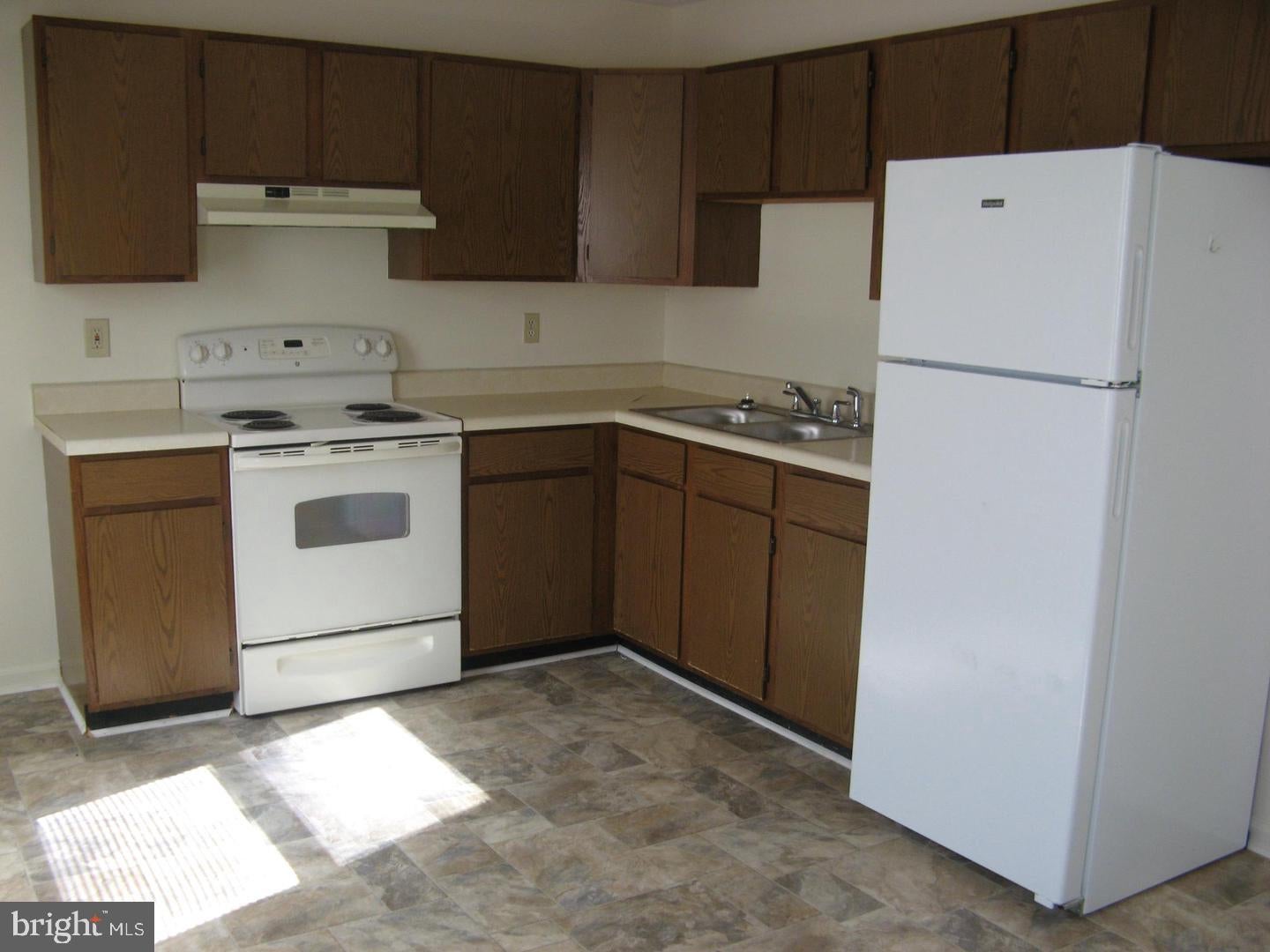 125 POCONO PLACE