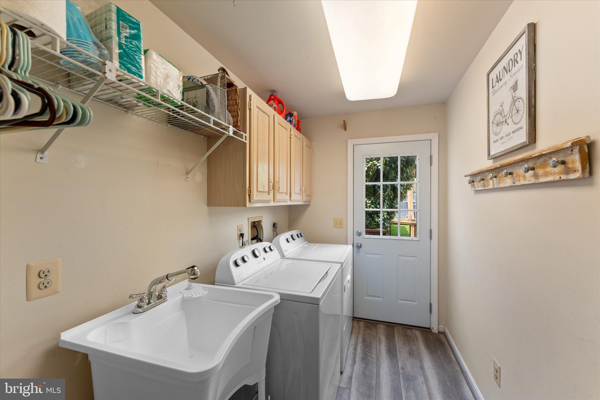 ASHBURN VILLAGE - Residential