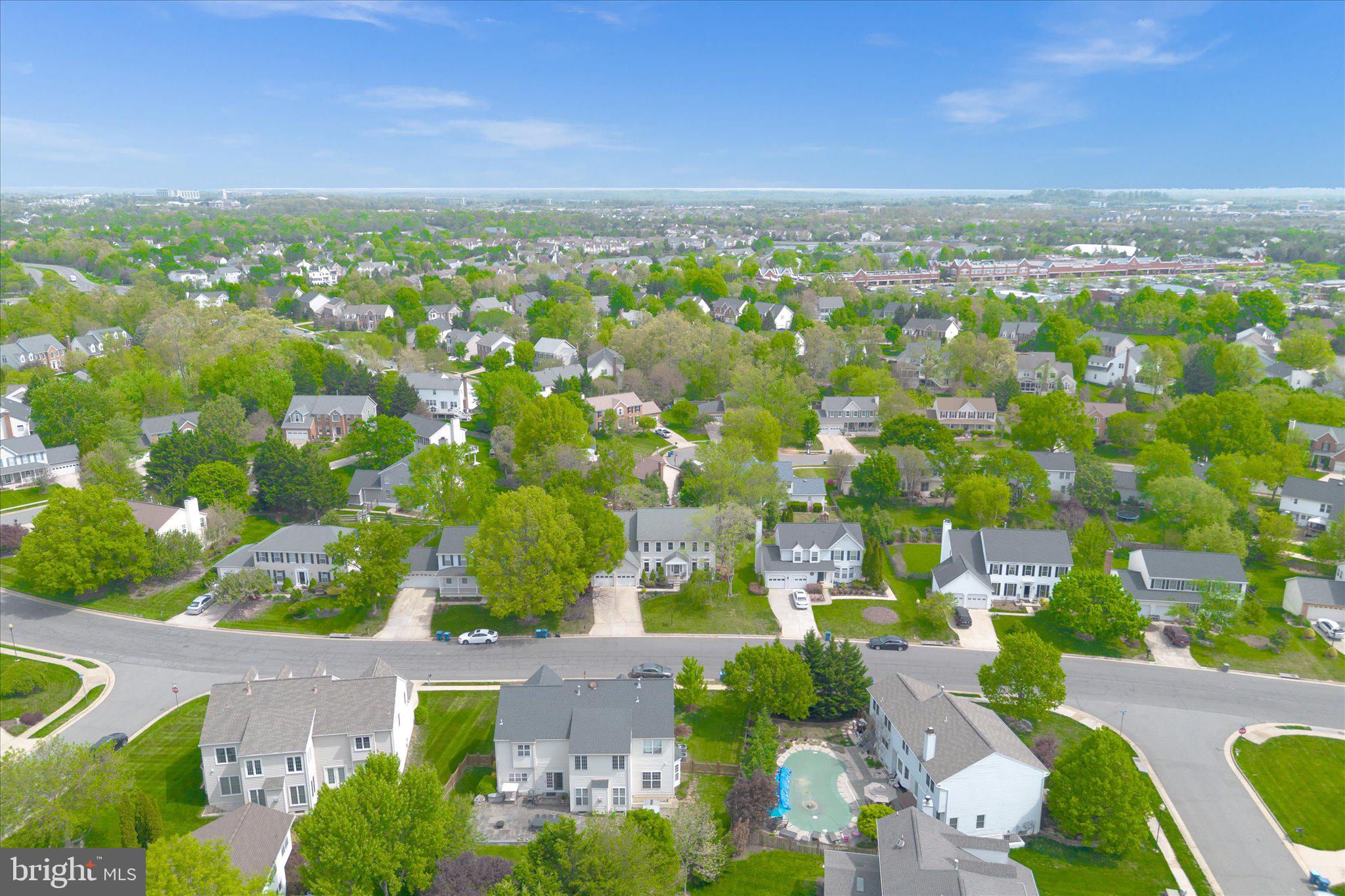 ASHBURN VILLAGE - Residential