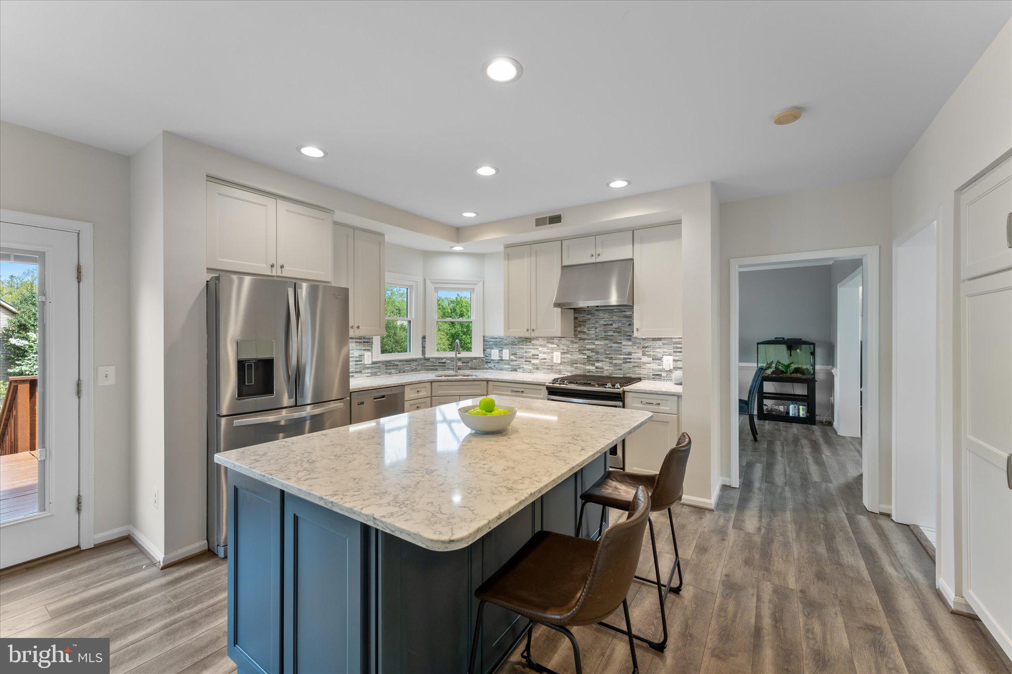 ASHBURN VILLAGE - Residential