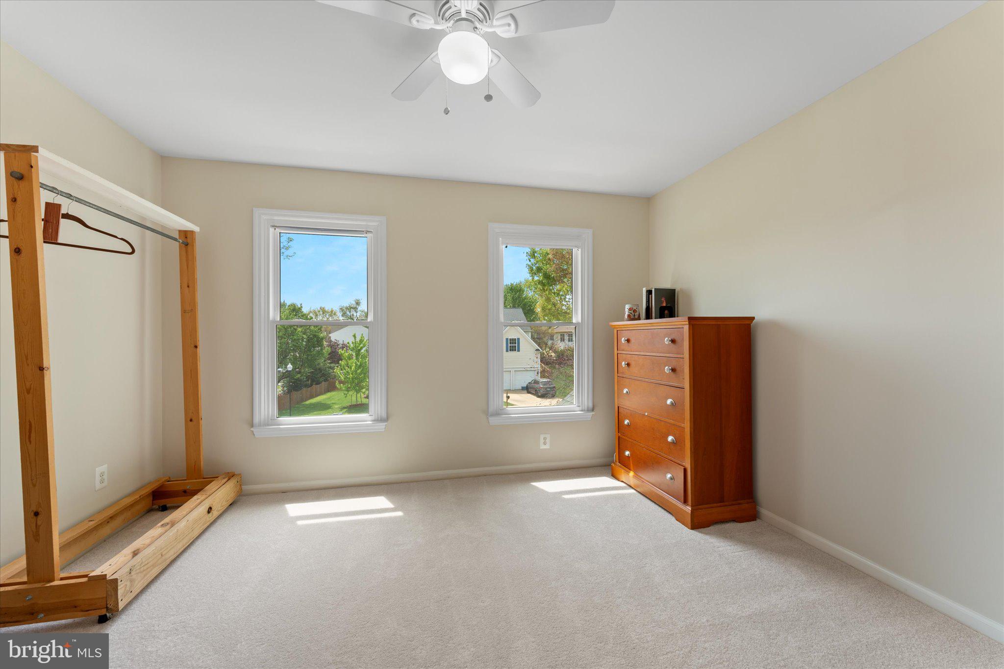 ASHBURN VILLAGE - Residential