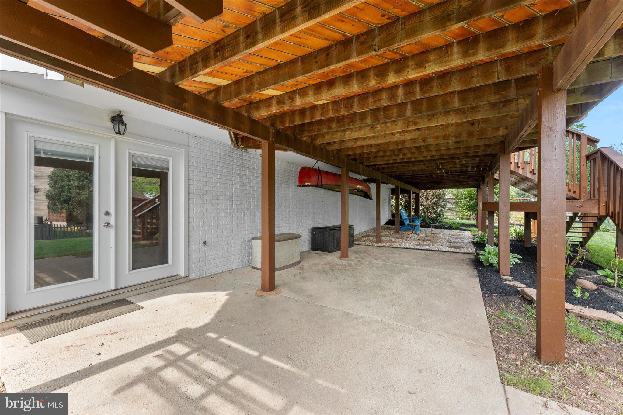 ASHBURN VILLAGE - Residential