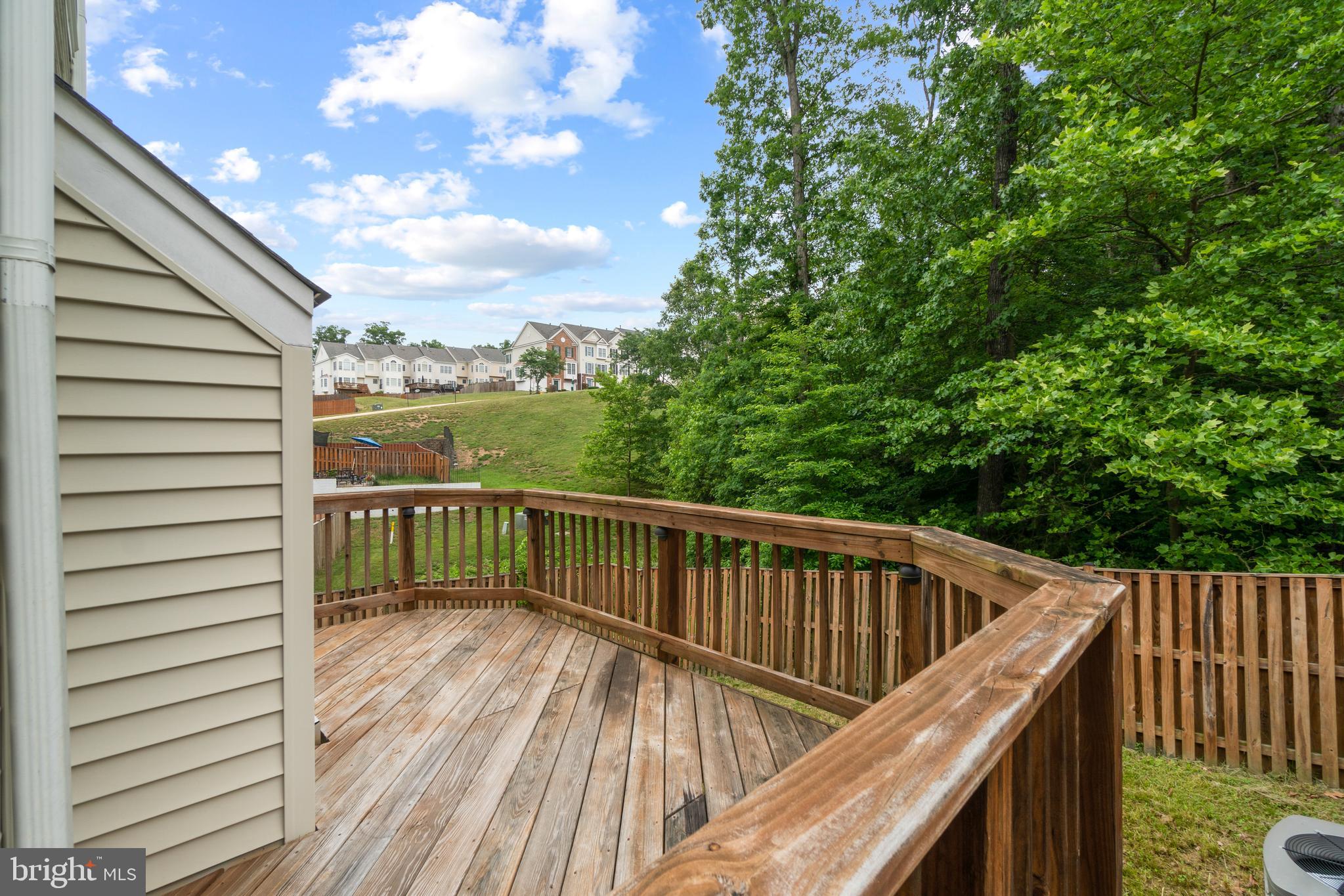 AZALEA WOODS - Residential