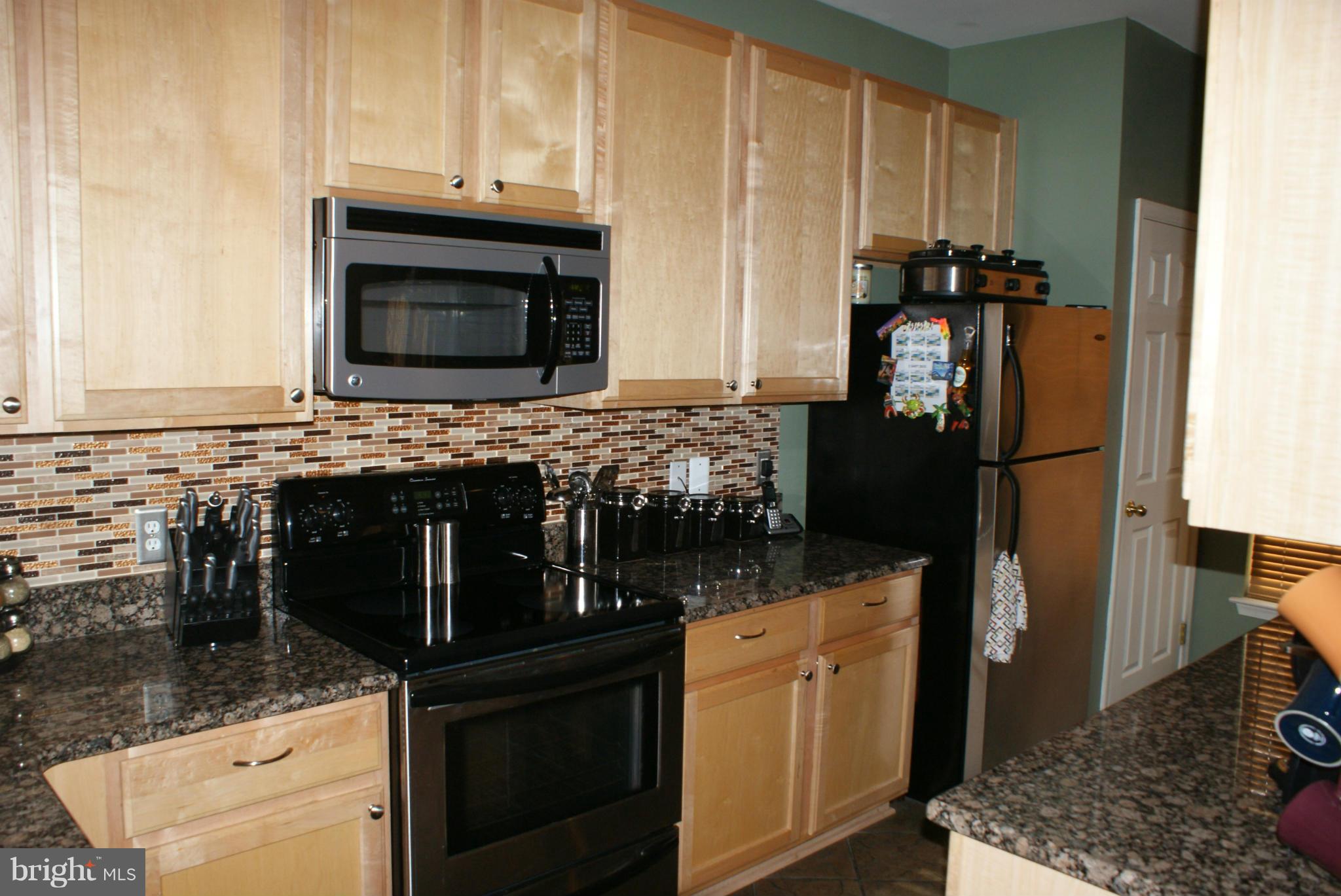 CARROLLWOOD MANOR - Residential Lease