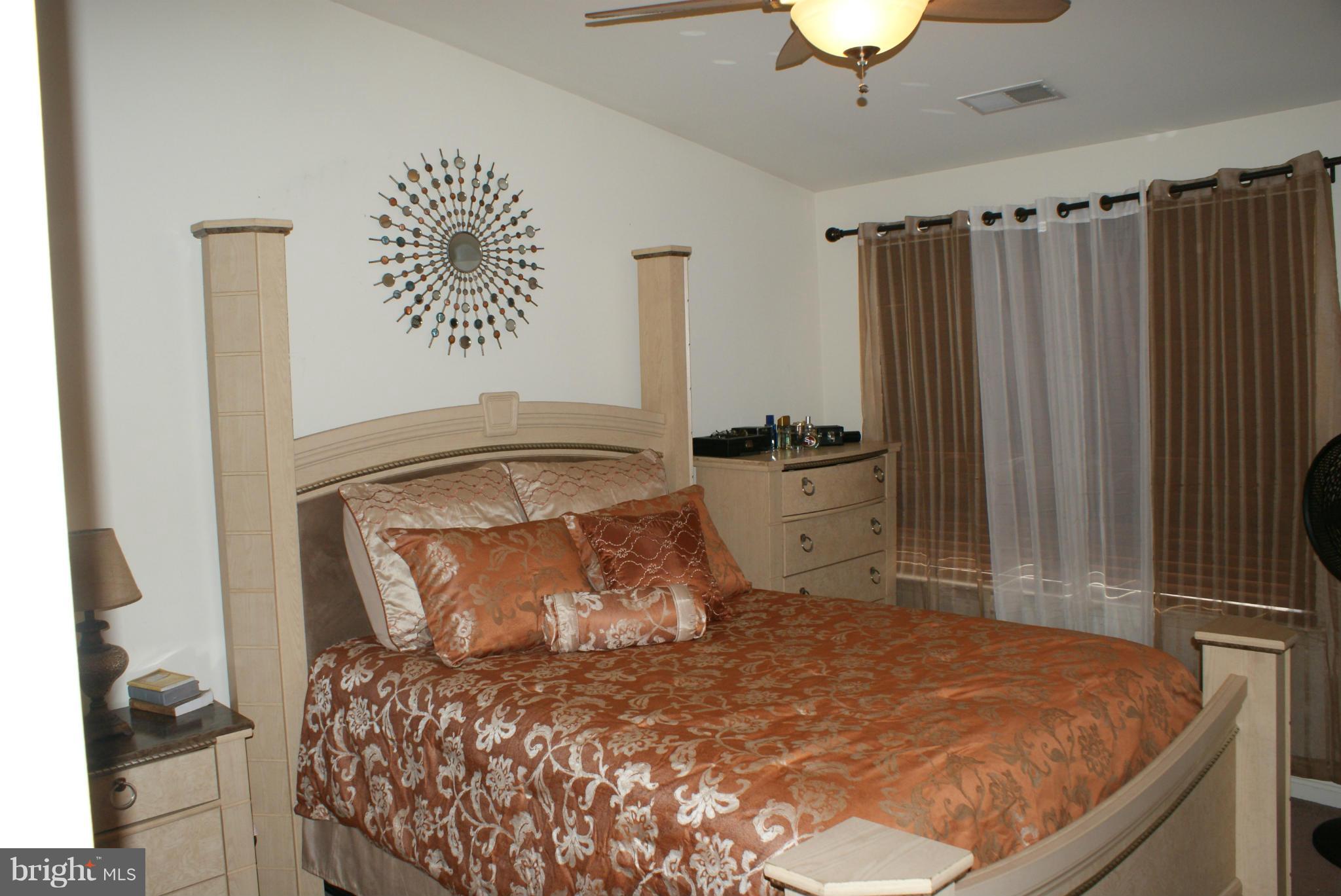 CARROLLWOOD MANOR - Residential Lease