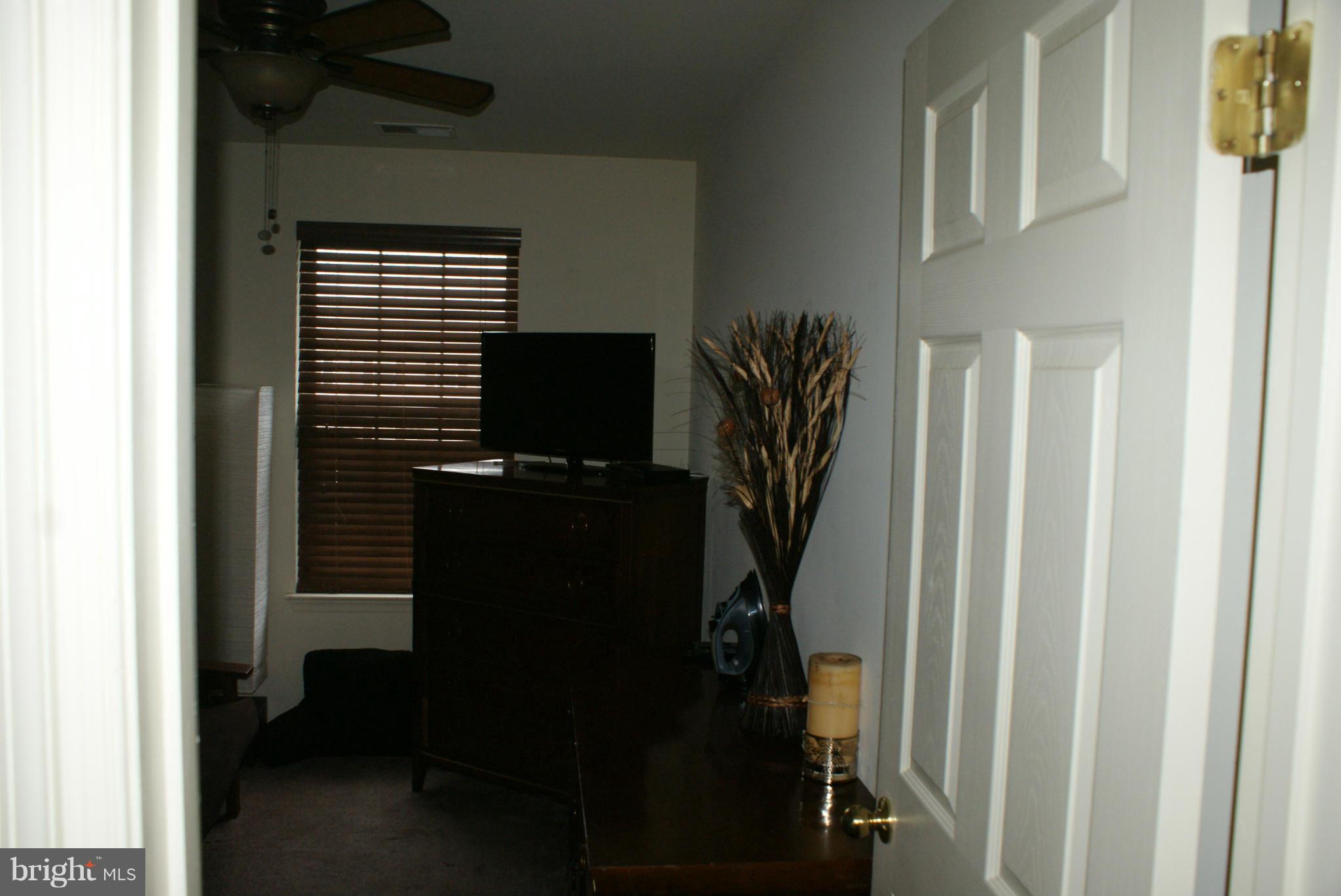 CARROLLWOOD MANOR - Residential Lease