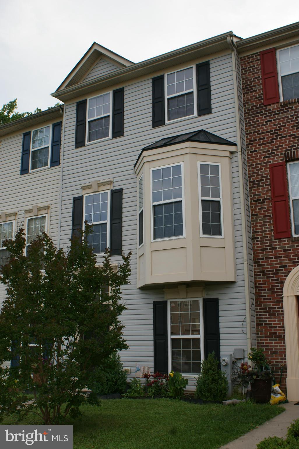 CARROLLWOOD MANOR - Residential Lease