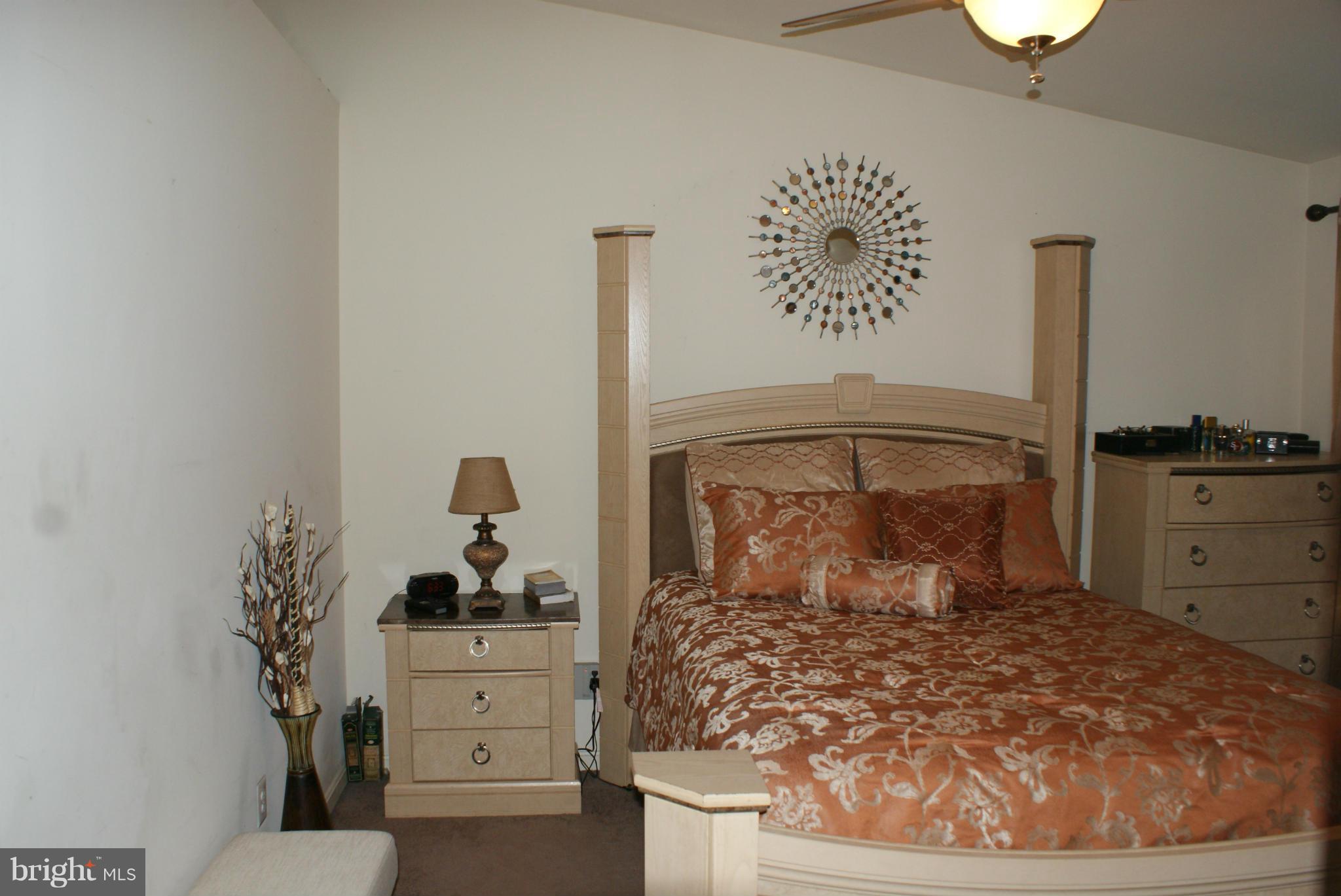 CARROLLWOOD MANOR - Residential Lease