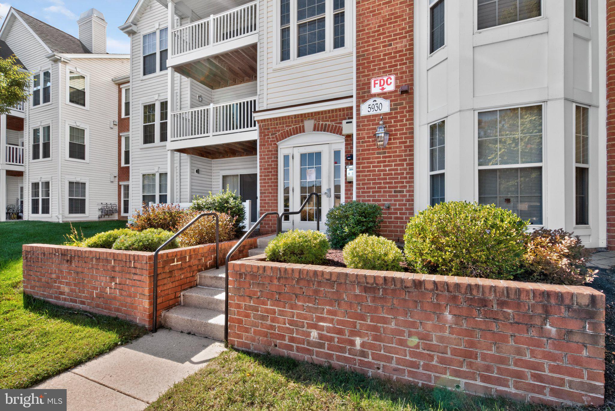 5930 MILLRACE COURT F202