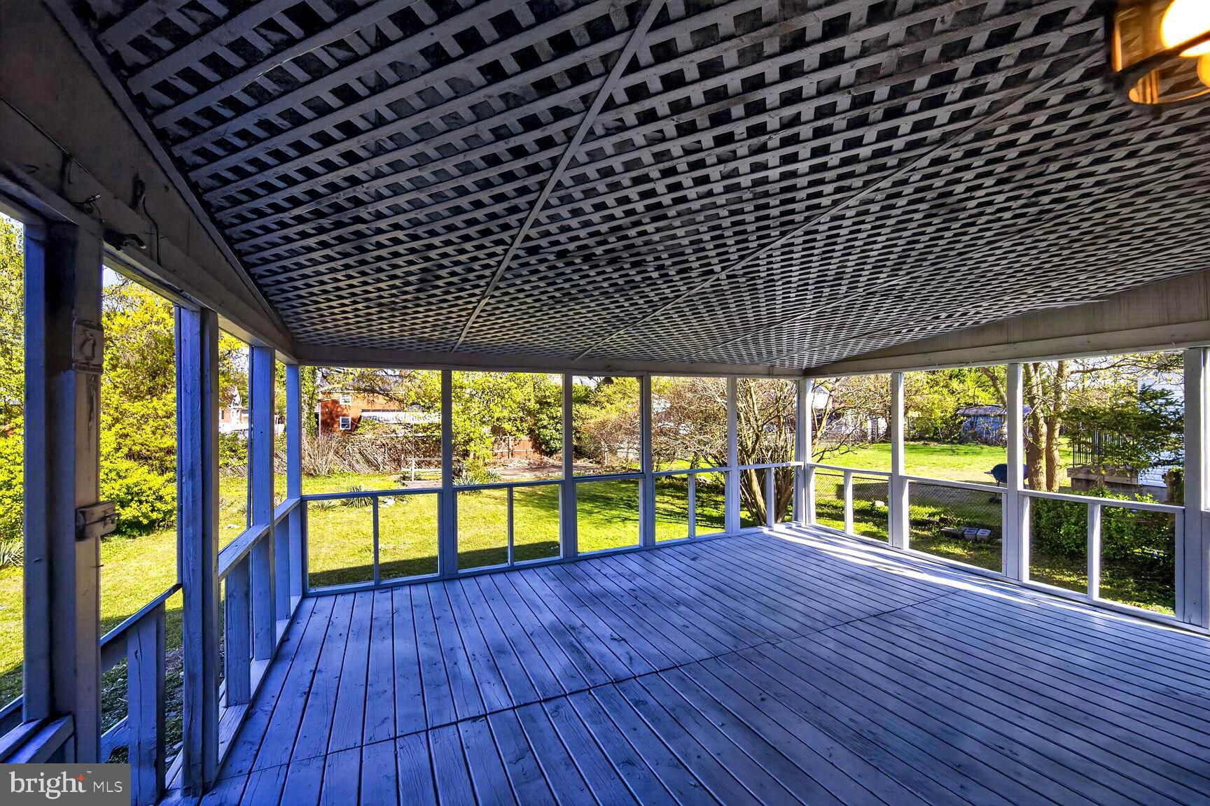 OAK KNOLL - Residential