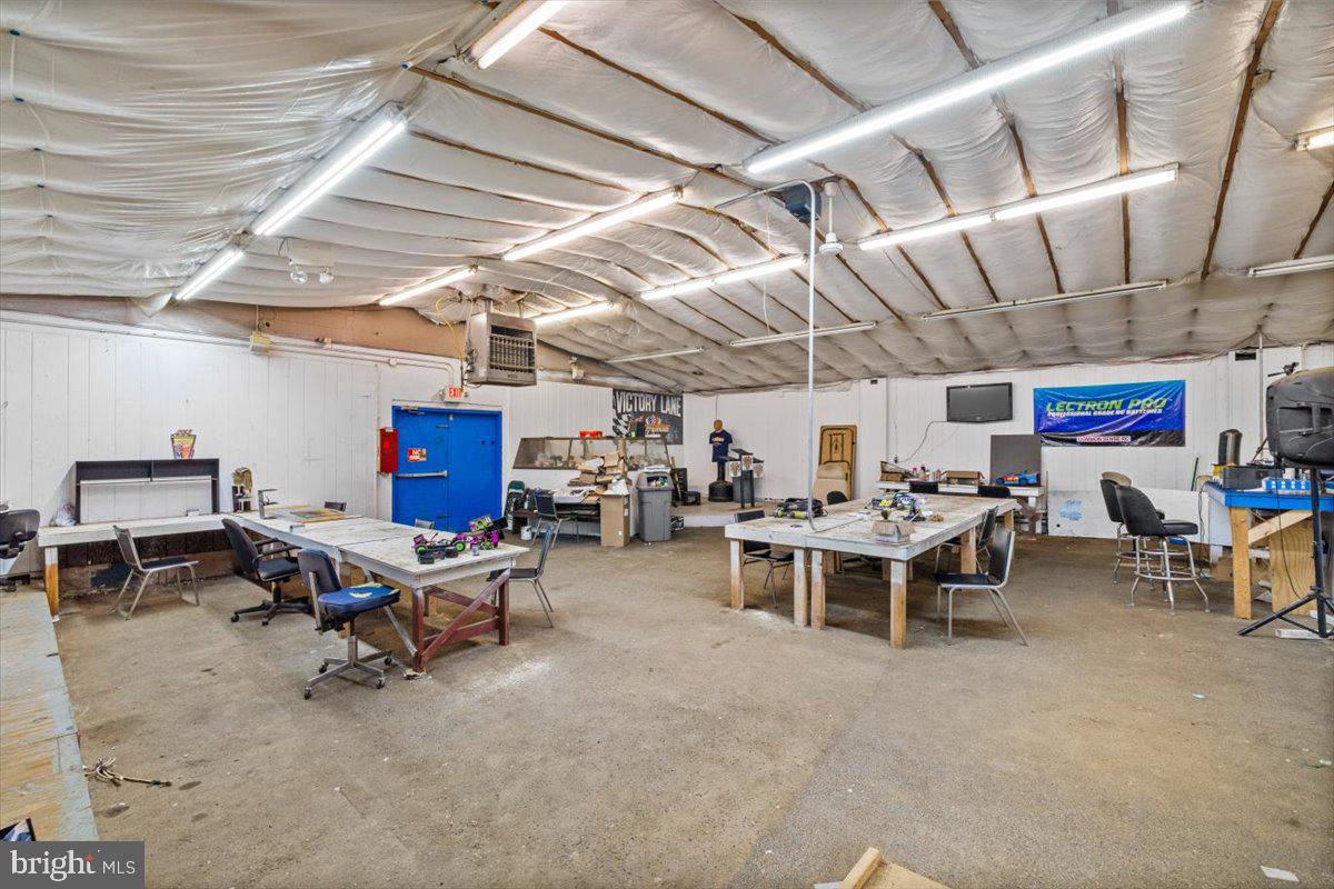 MAHONING VALLEY - Commercial Sale