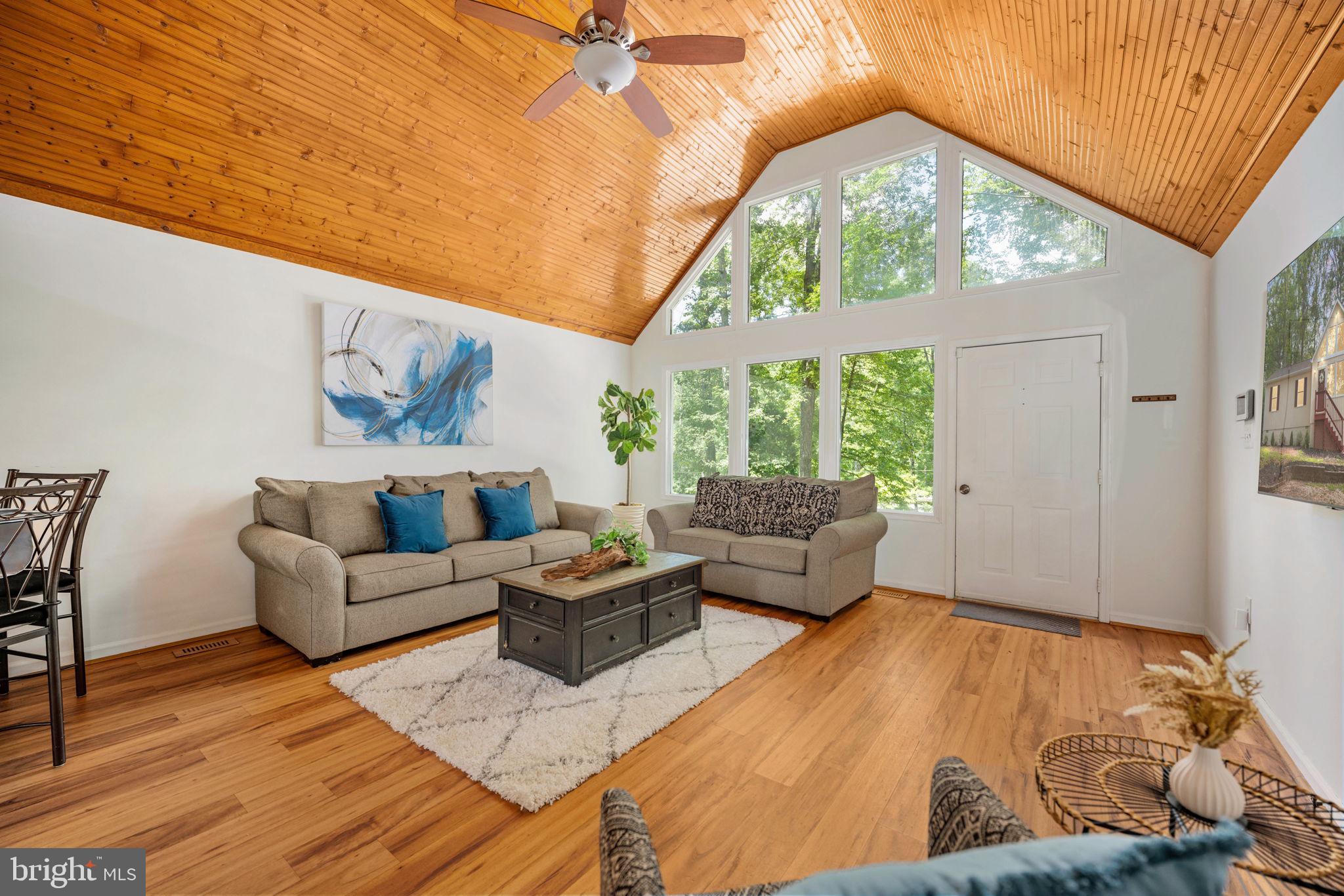 LAKE OF THE WOODS - Residential