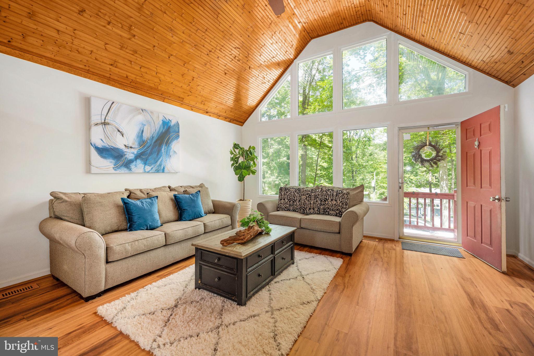 LAKE OF THE WOODS - Residential