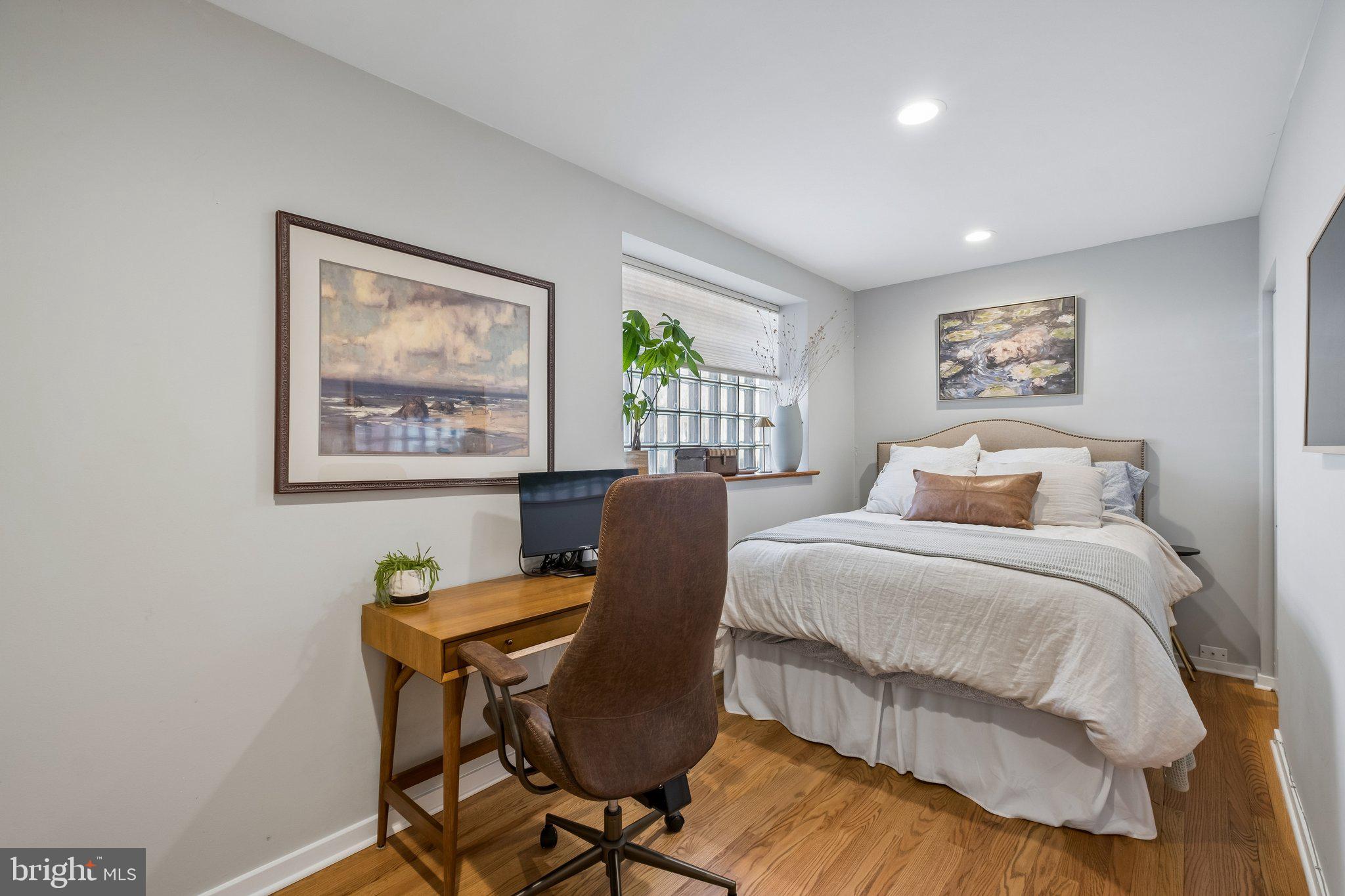 BELLA VISTA - Residential