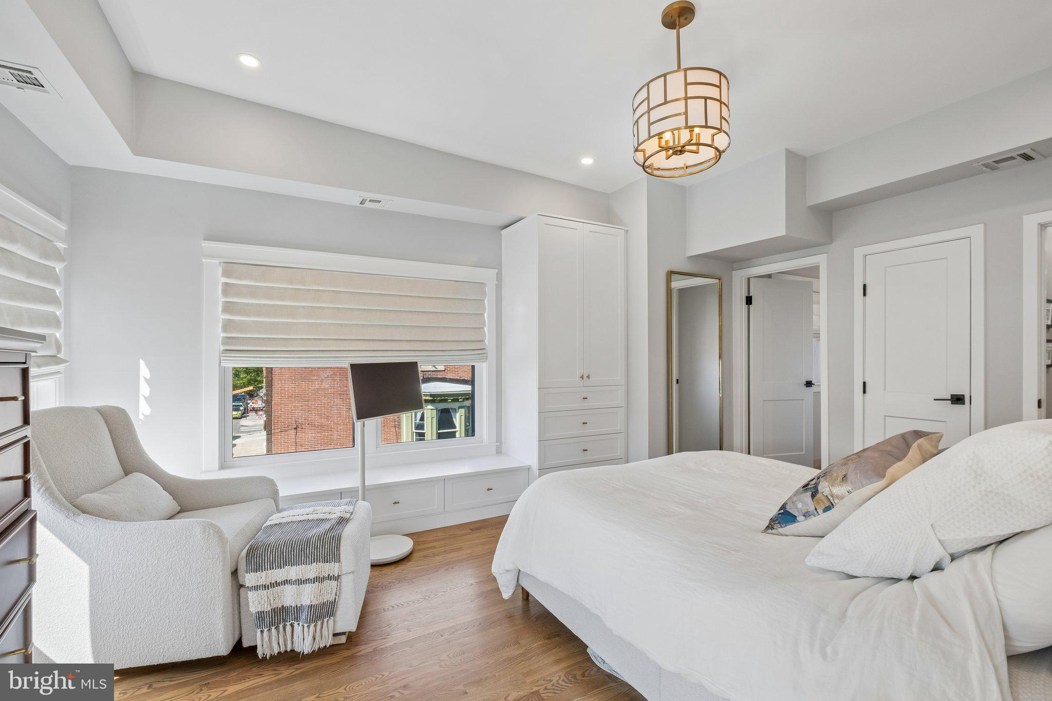 BELLA VISTA - Residential