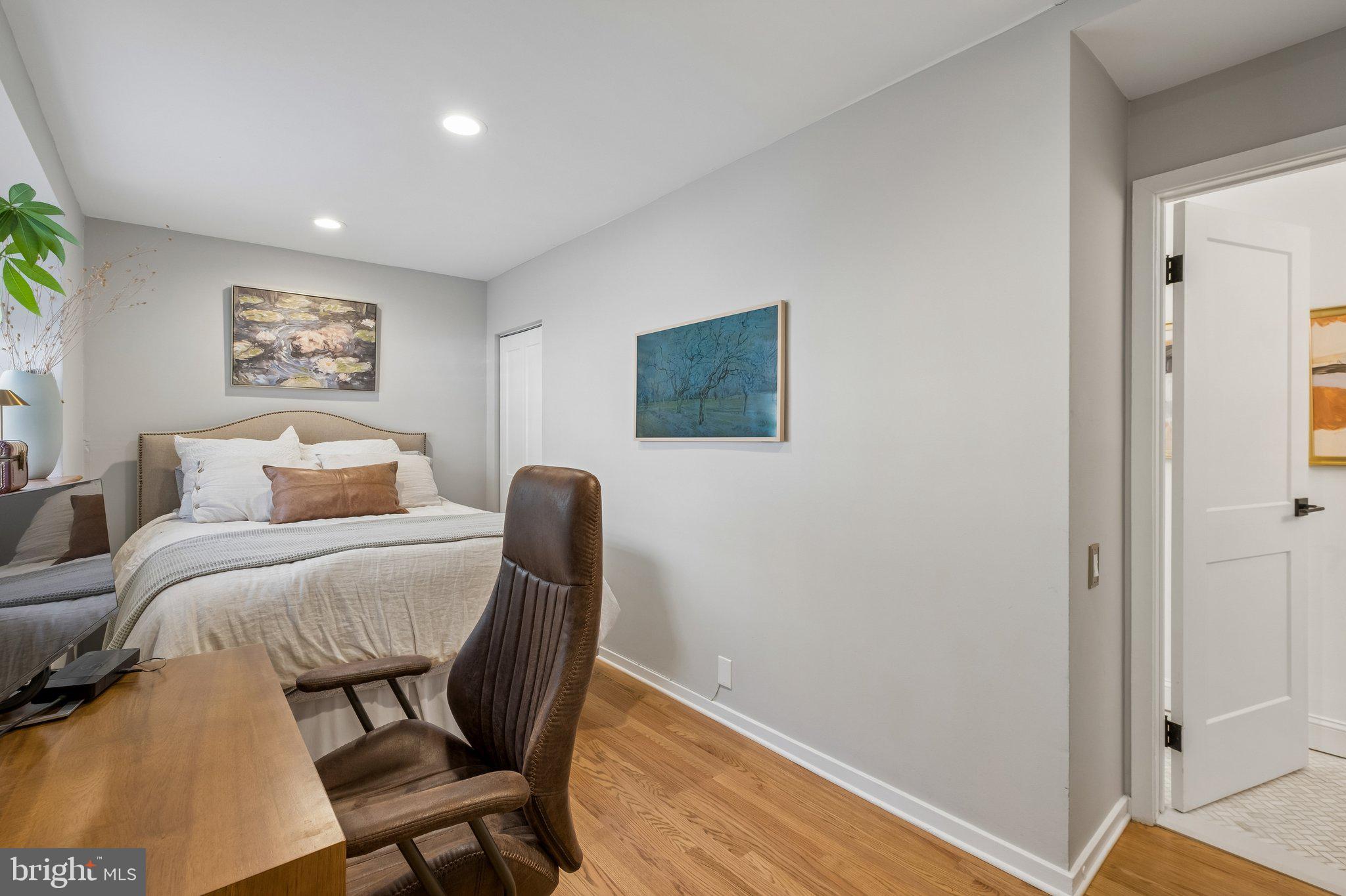BELLA VISTA - Residential