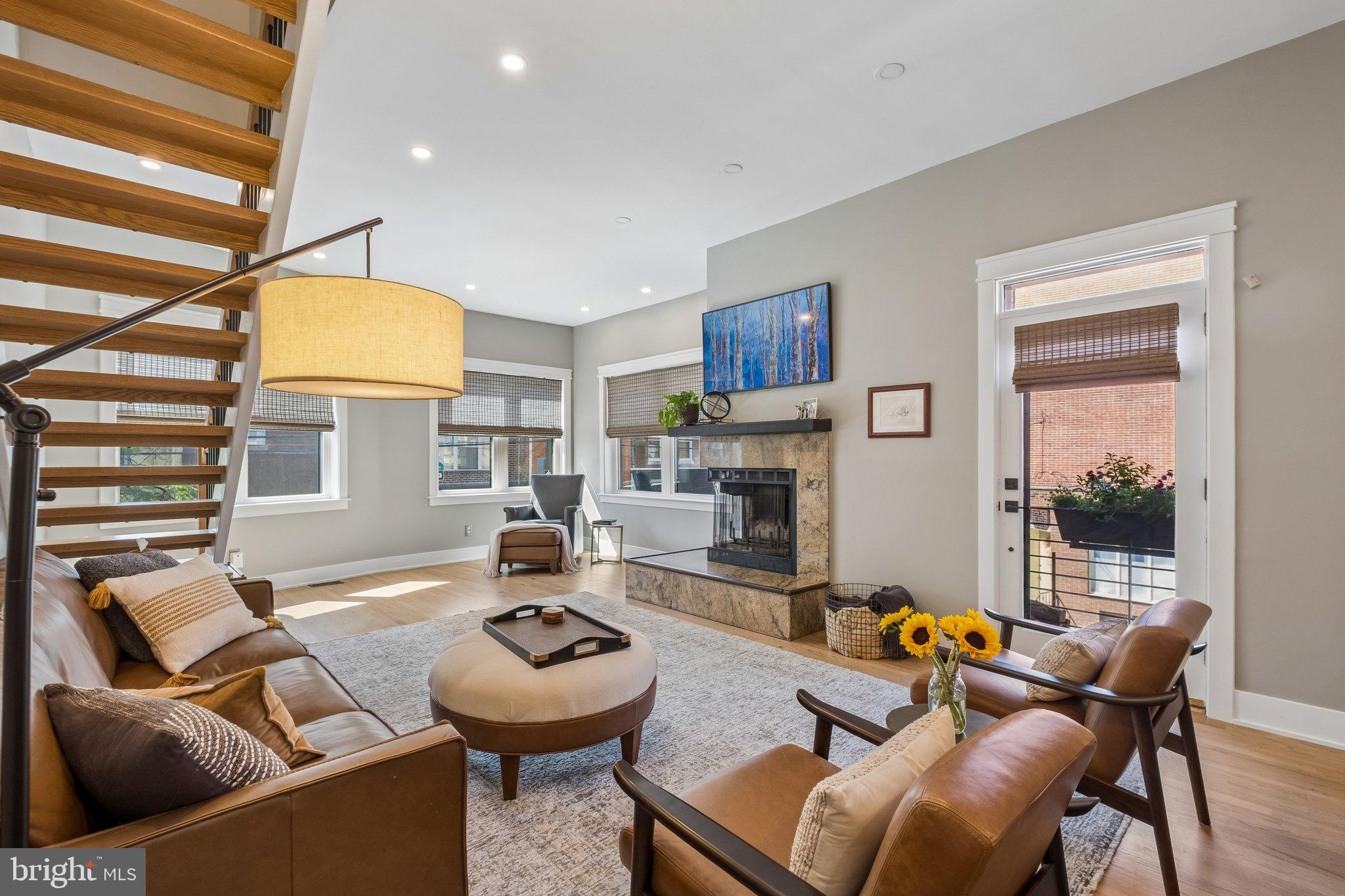 BELLA VISTA - Residential