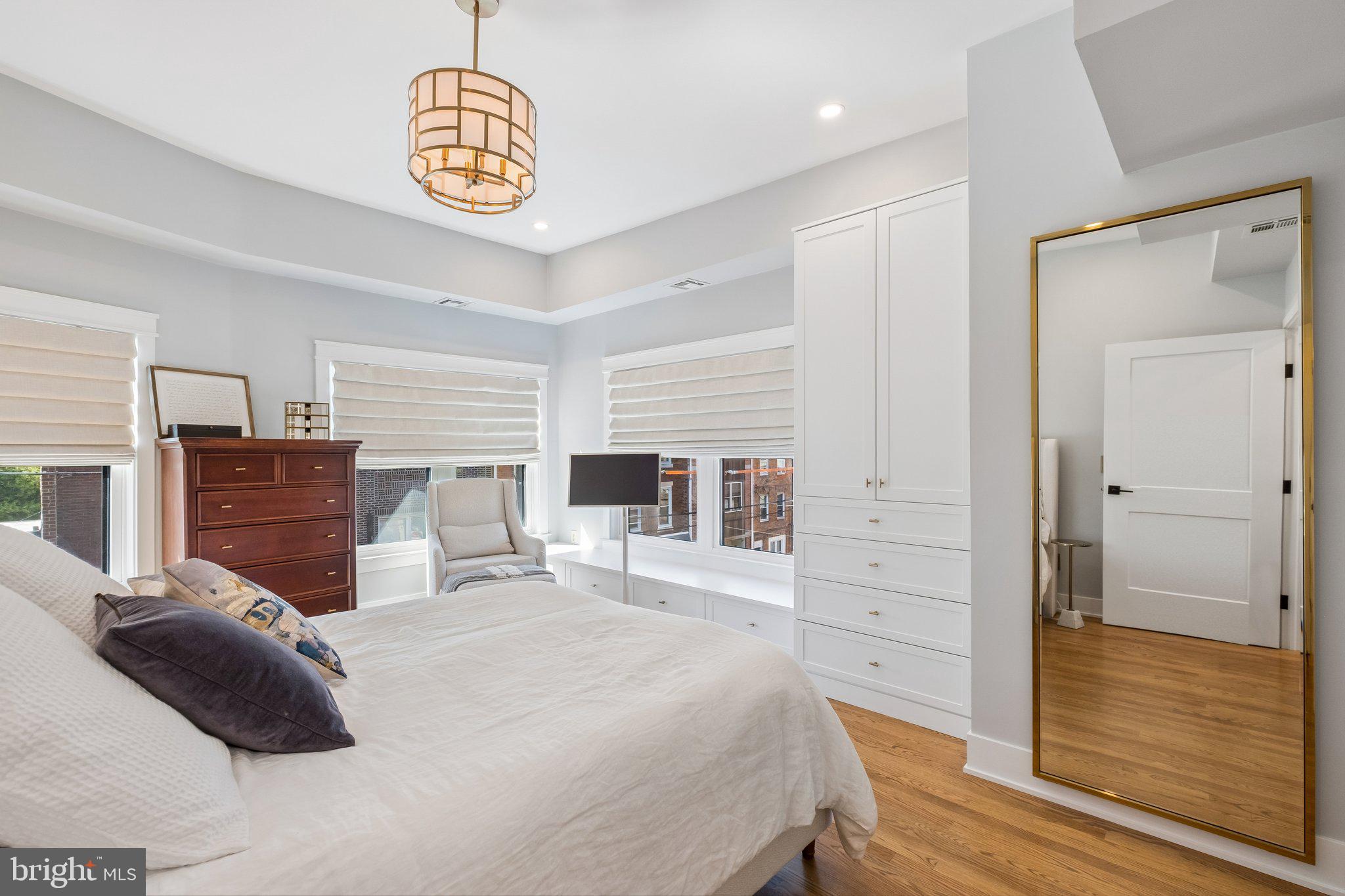 BELLA VISTA - Residential