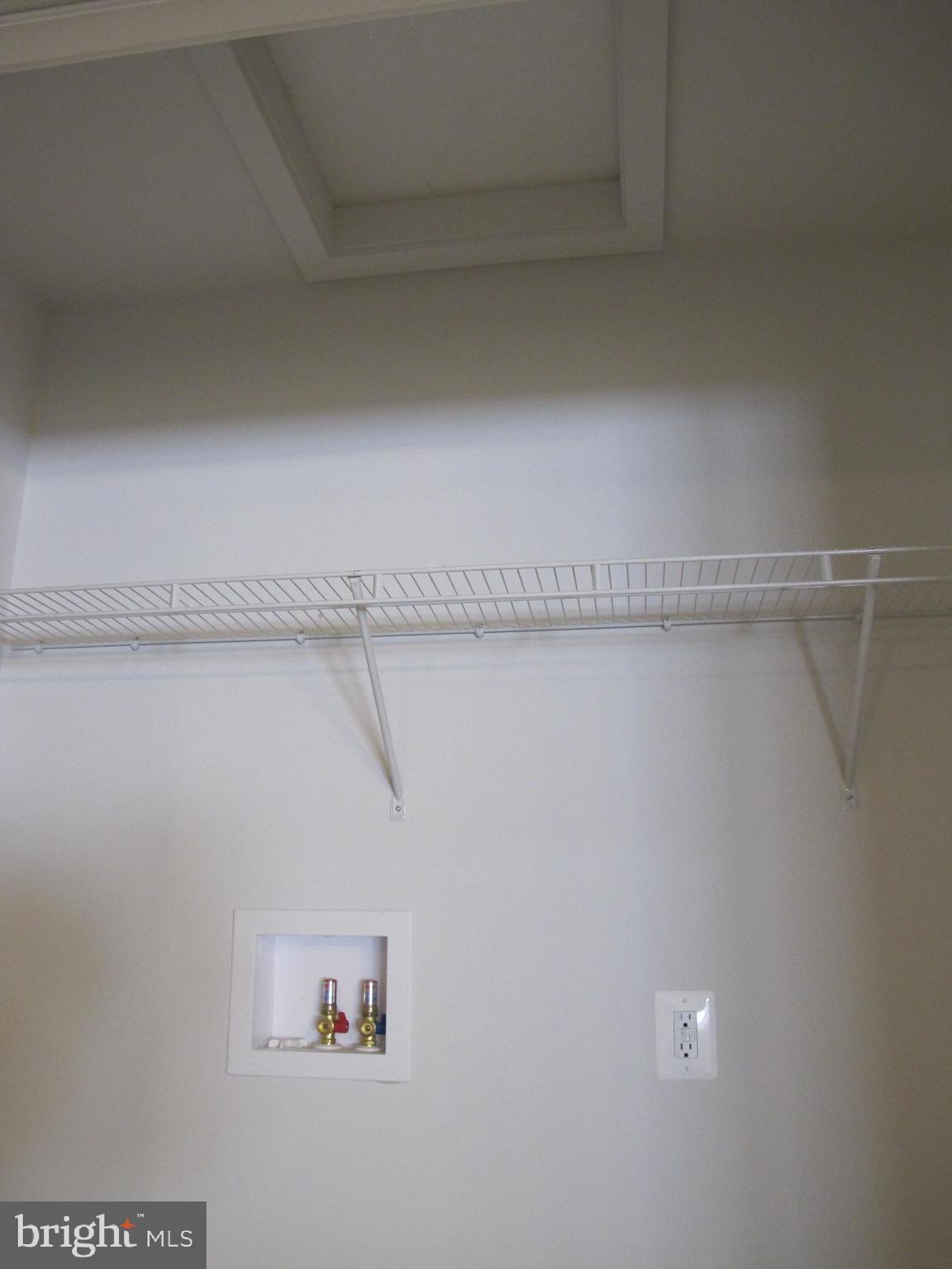 CLASSIC SHORES - Residential