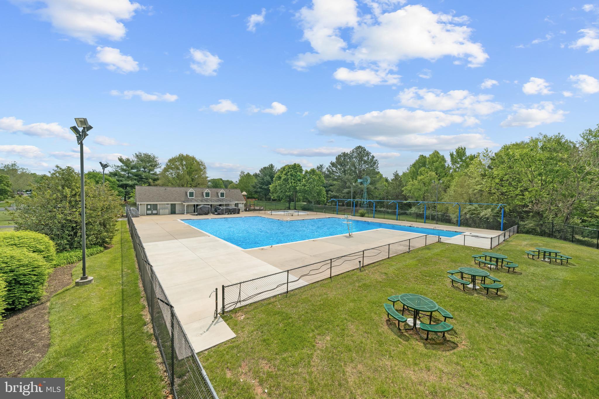 FRANKLIN FARM - Residential