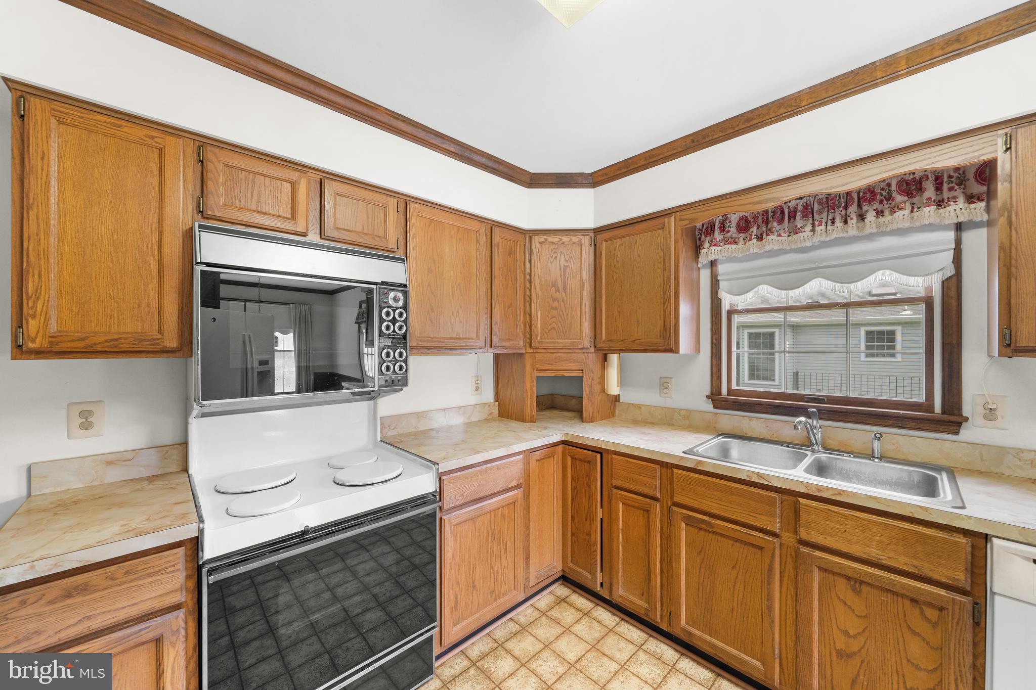 3342 FERN HOLLOW PLACE