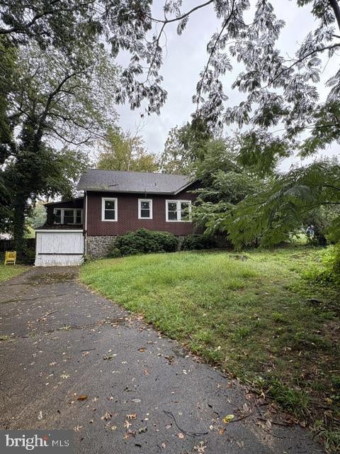 3 W HOLLY OAK ROAD
