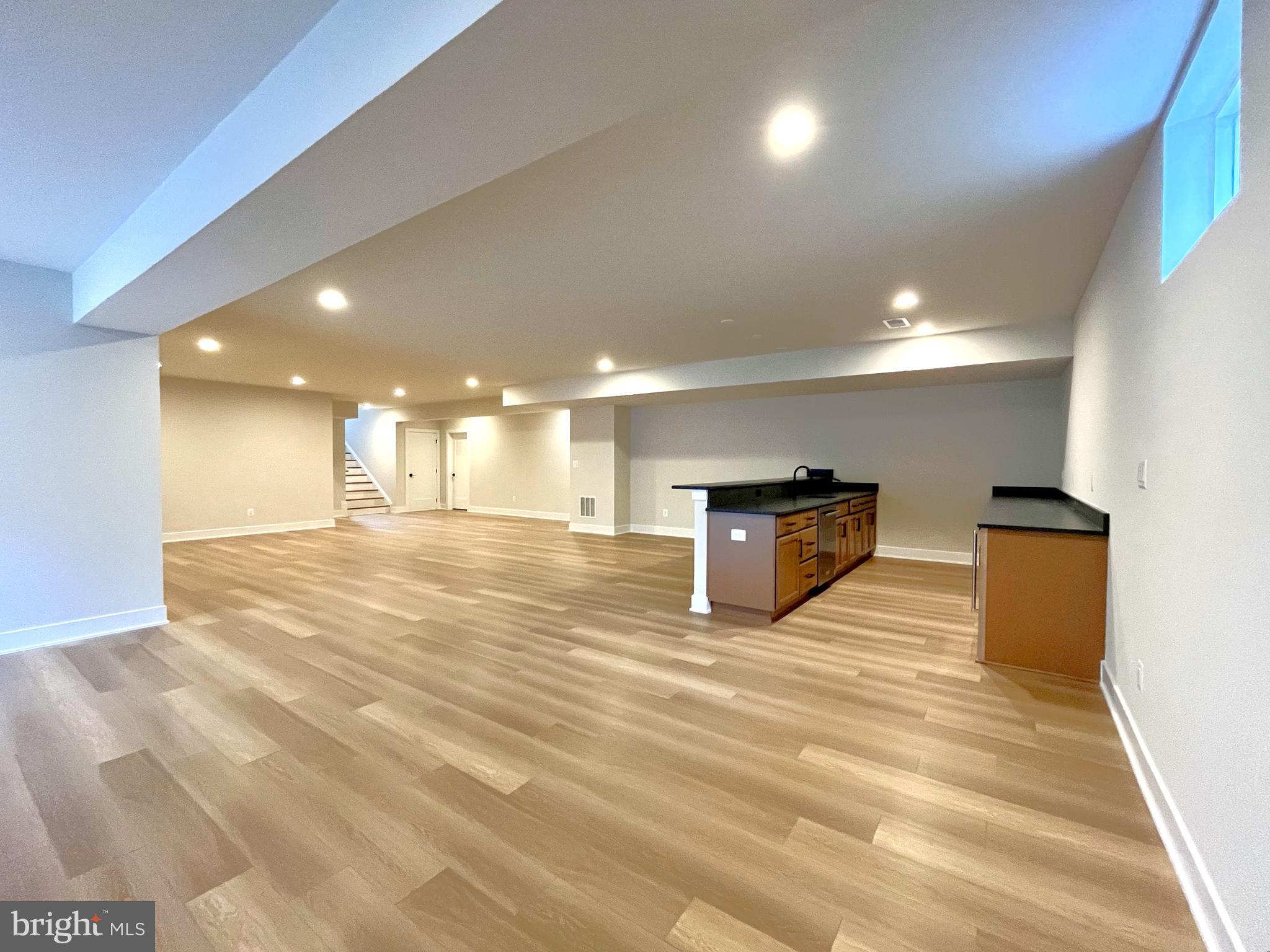 LENAH MILL - THE EXECUTIVES - Residential