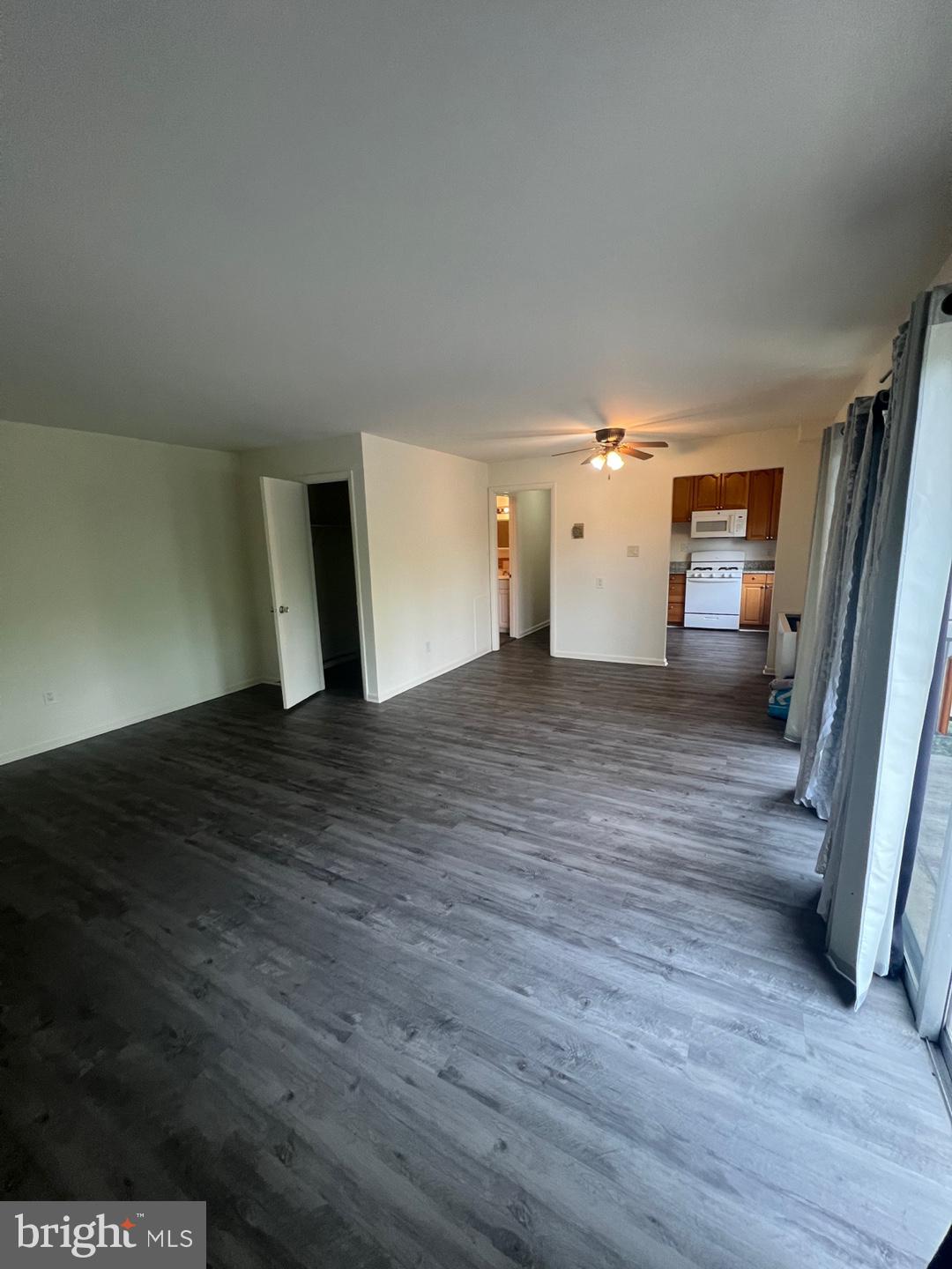 ANNANDALE GARDENS - Residential Lease