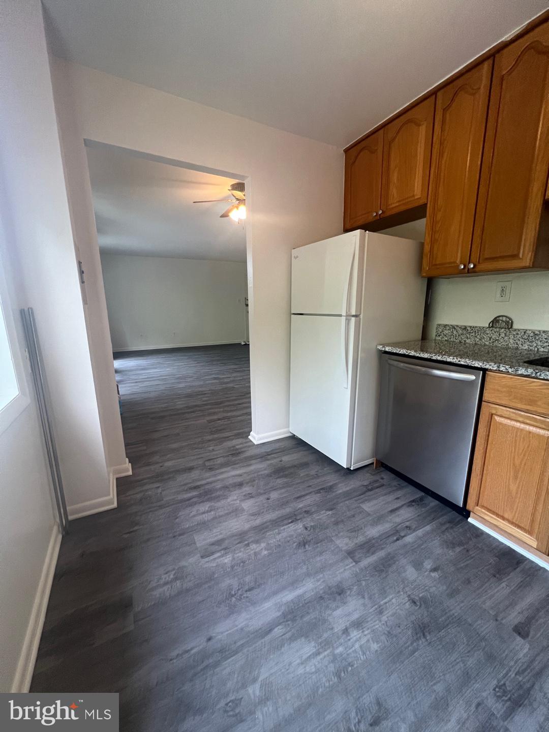 ANNANDALE GARDENS - Residential Lease