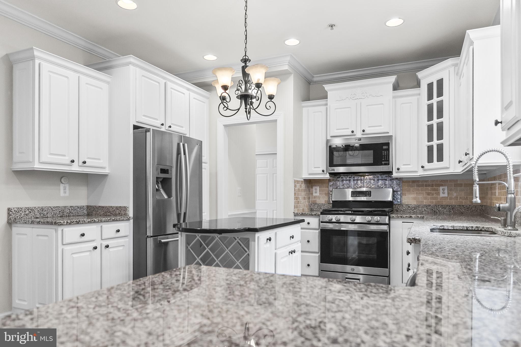 GUNSTON MANOR LANDING - Residential