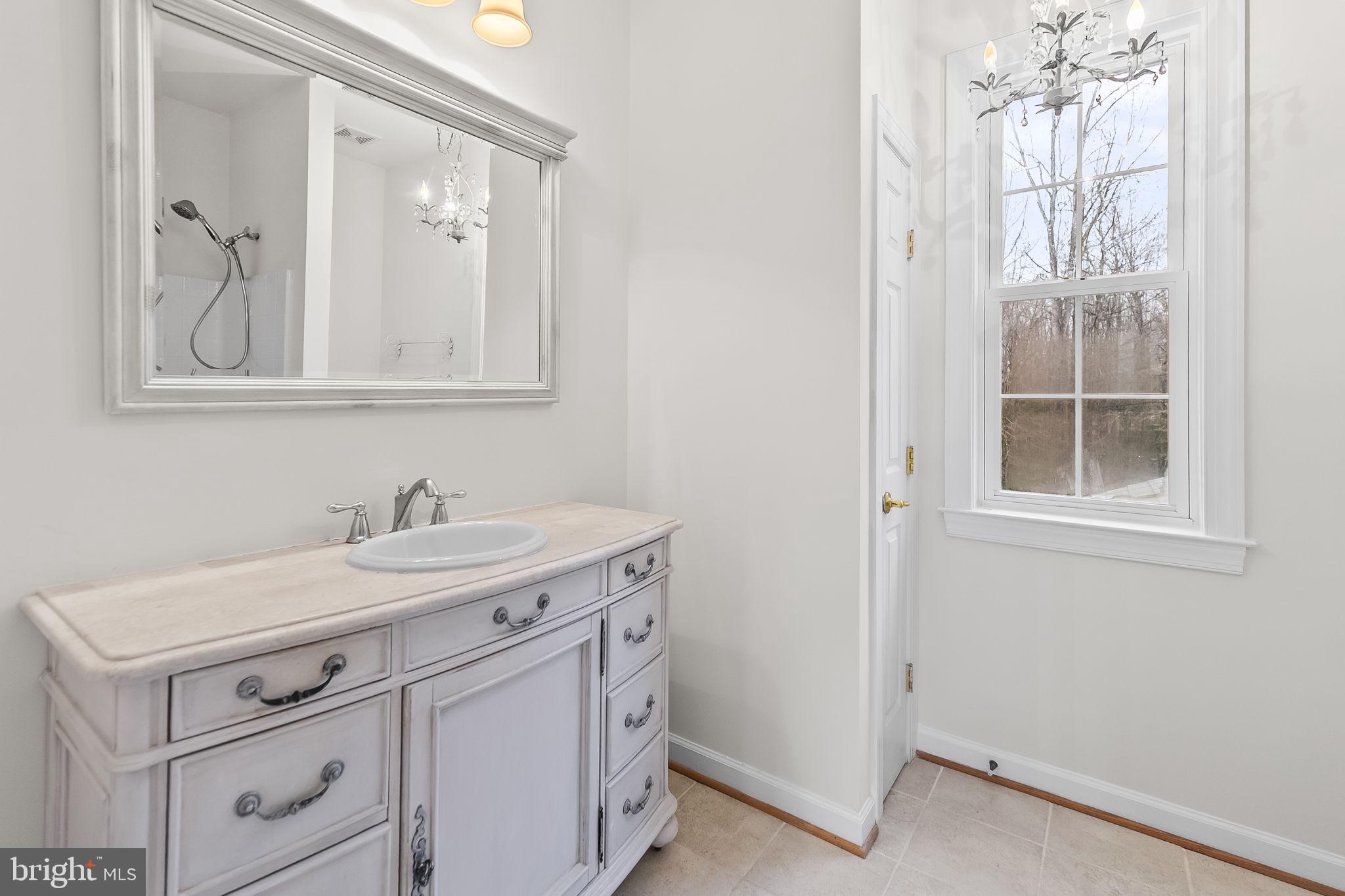 GUNSTON MANOR LANDING - Residential