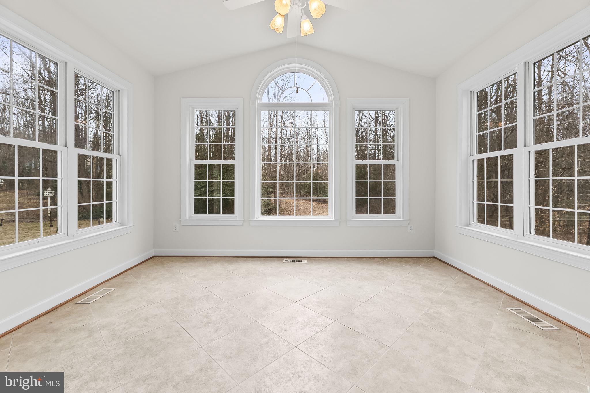 GUNSTON MANOR LANDING - Residential