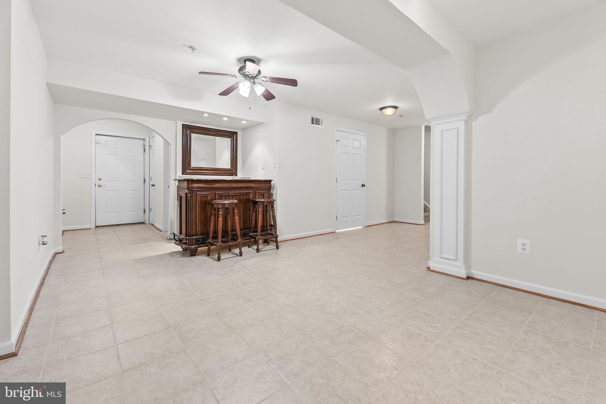 GUNSTON MANOR LANDING - Residential